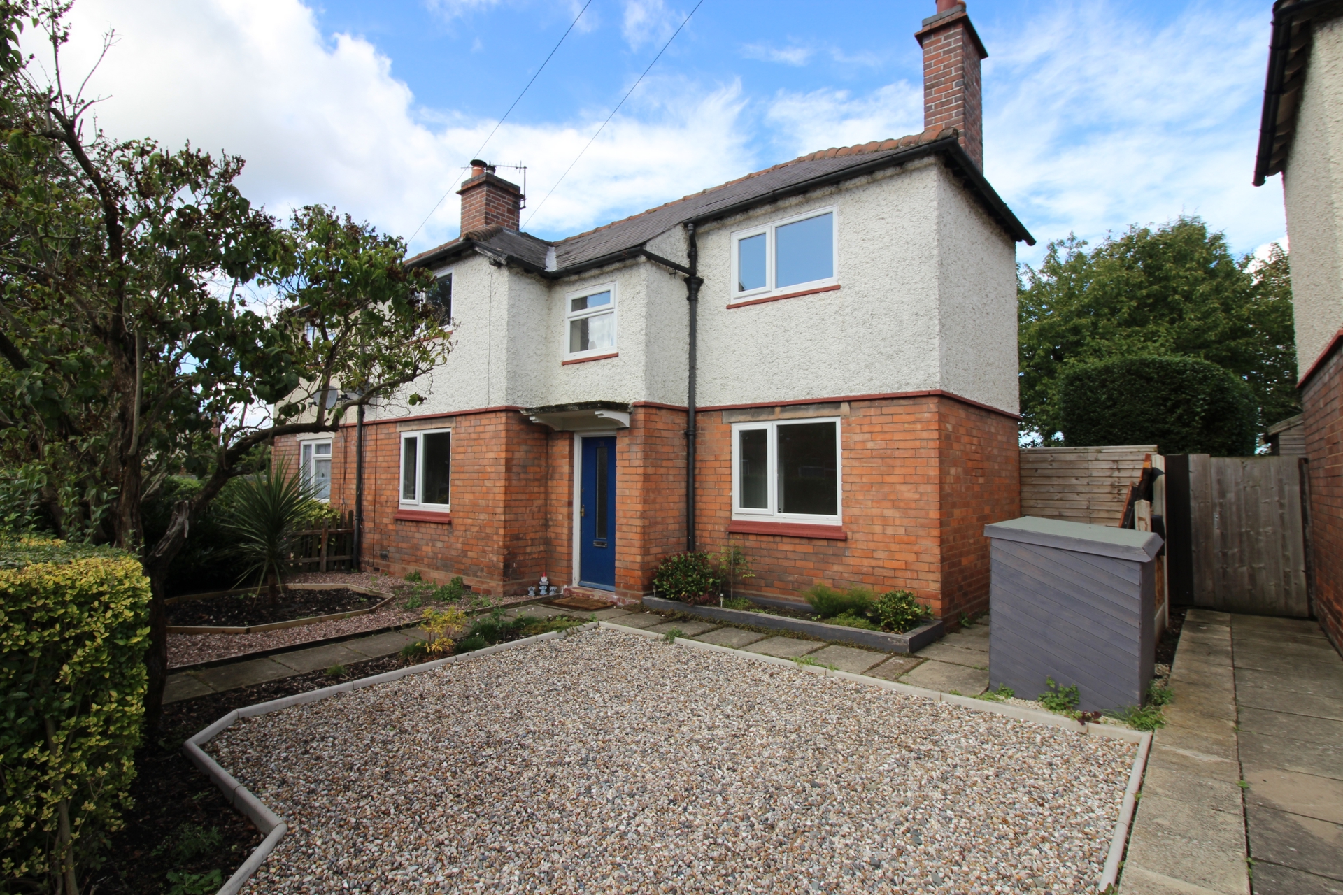 Hurcott Road, Kidderminster, DY10