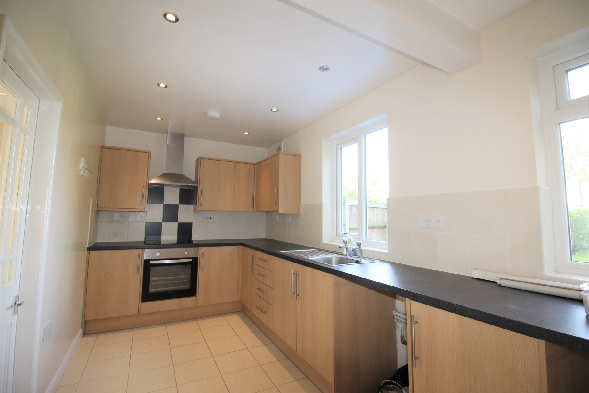 Hurcott Road, Kidderminster, DY10