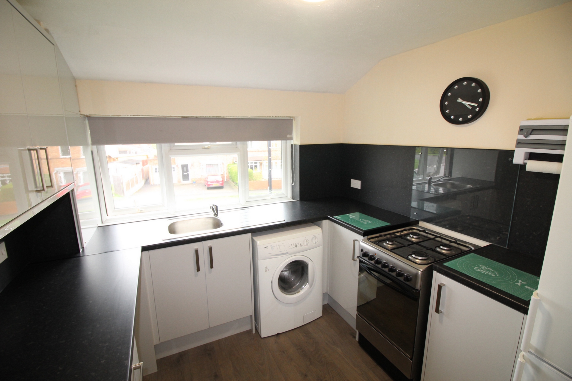 York Avenue, Bromsgrove, B61