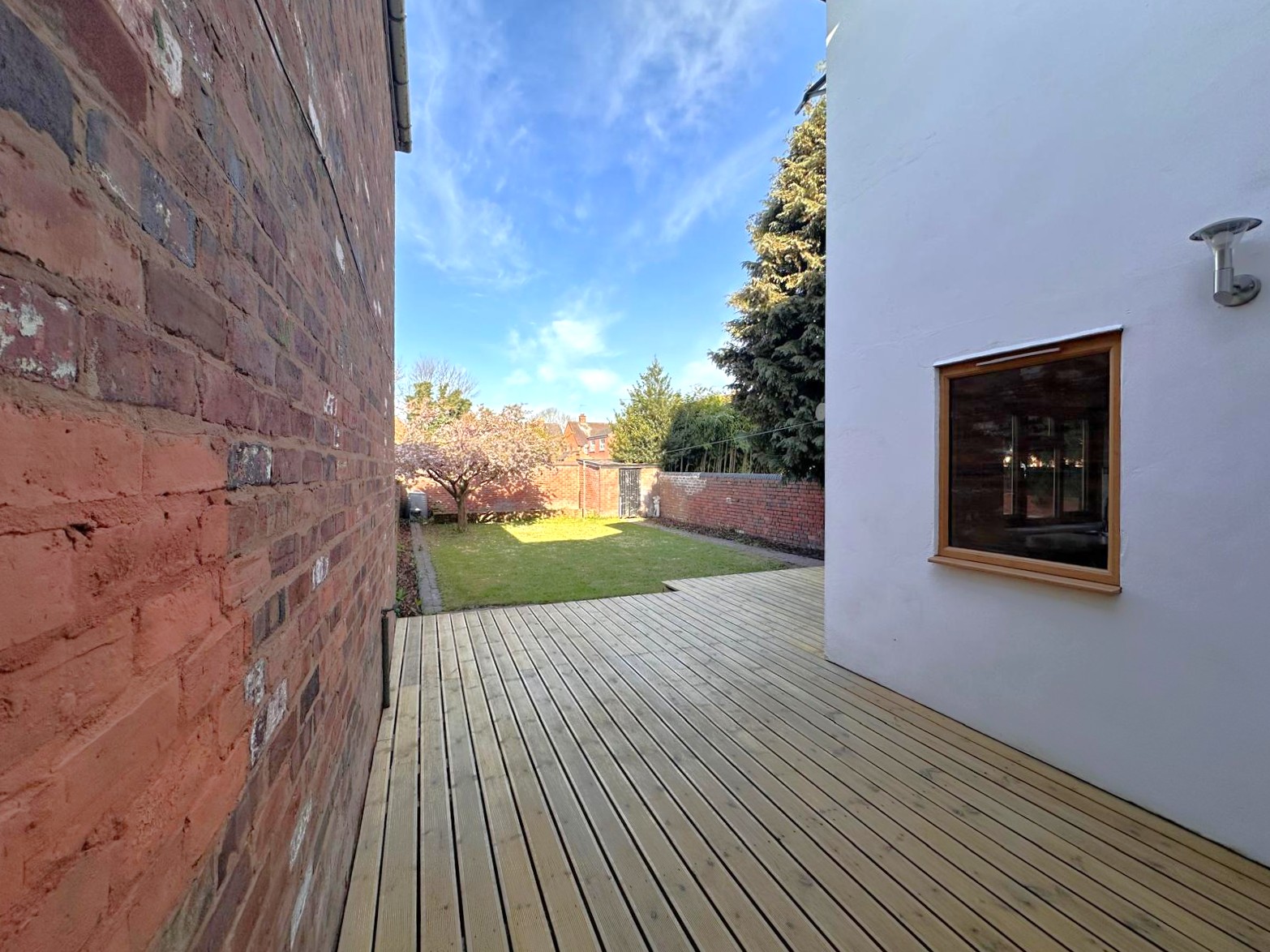 Chester Road North, Kidderminster, DY10
