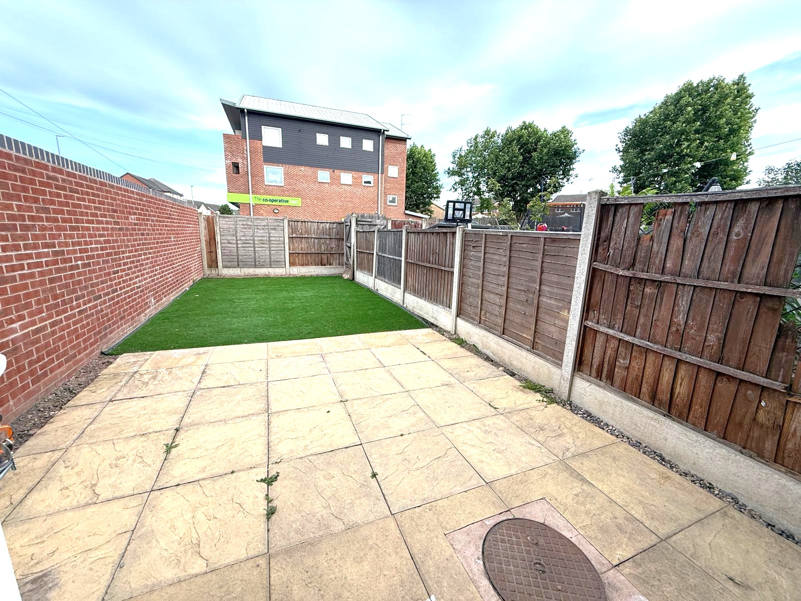 Tamebrook Way, Tipton, DY4