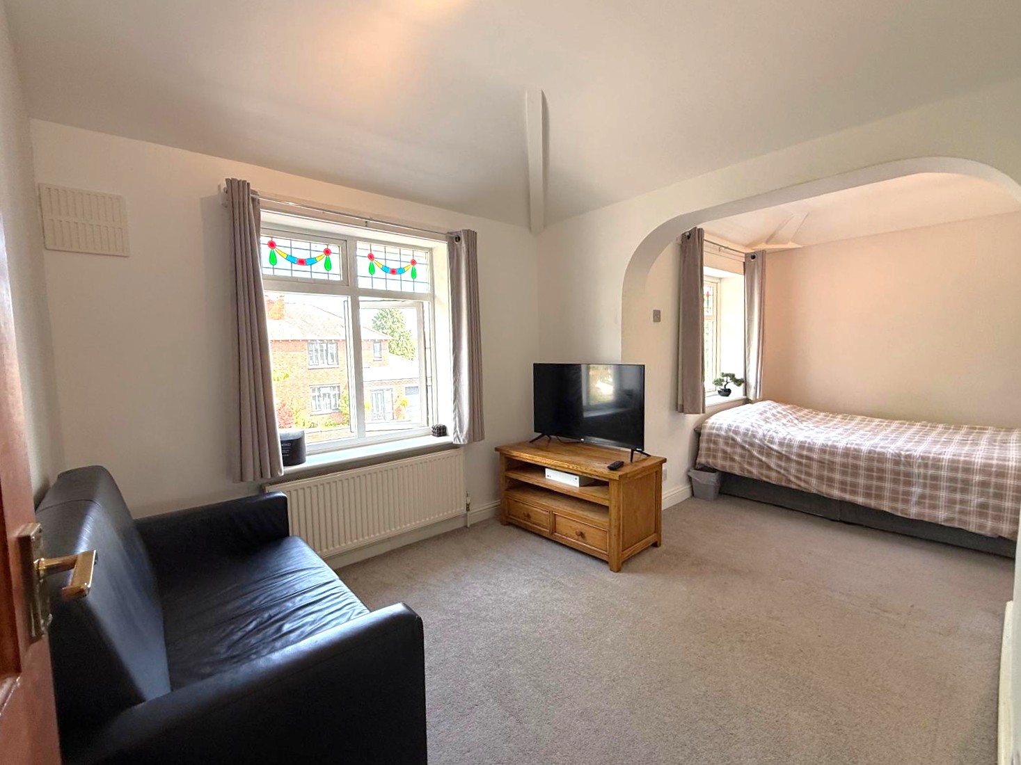 Aggborough Crescent, Kidderminster, DY10