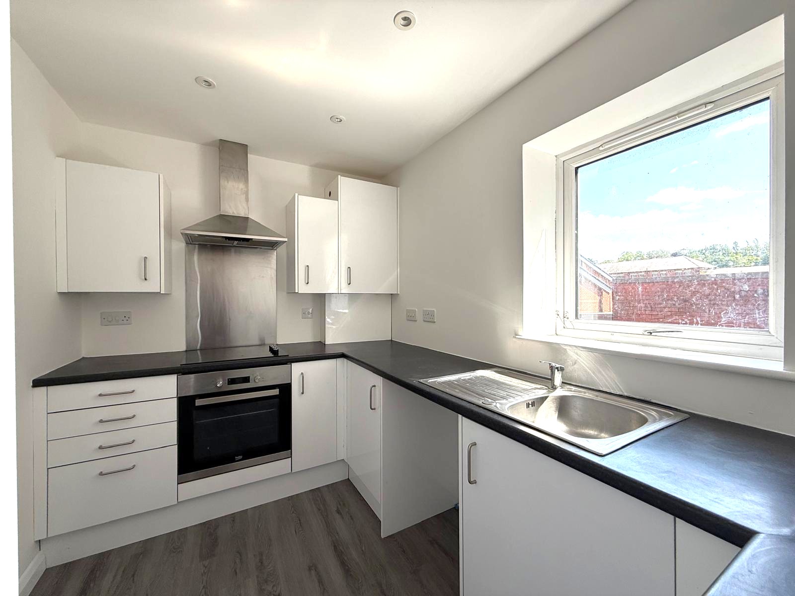 New Road, Kidderminster, DY10
