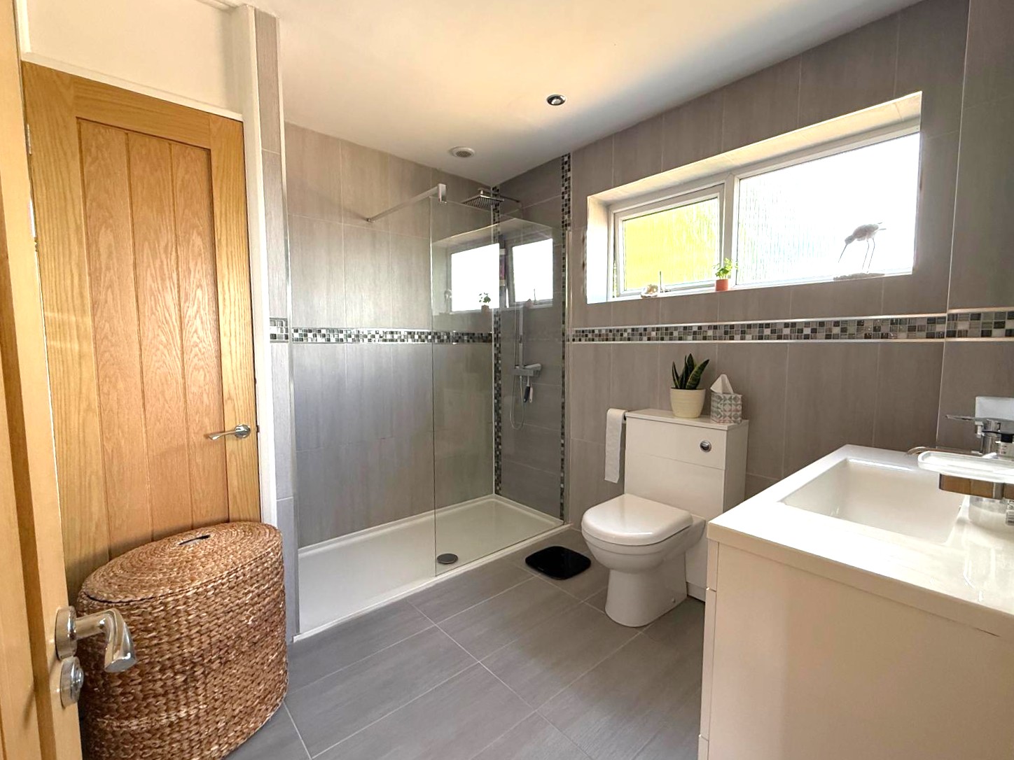 Silverstone Avenue, Kidderminster, DY11