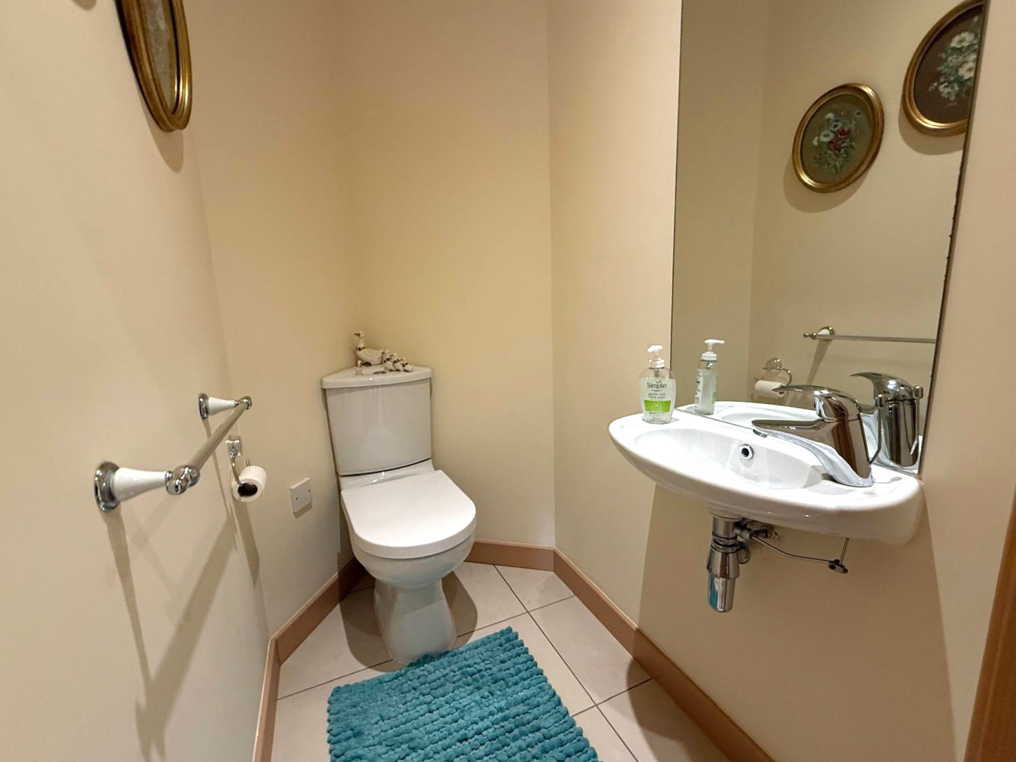 Comberton Hall Lodge, Barnetts Close, Kidderminster, DY10
