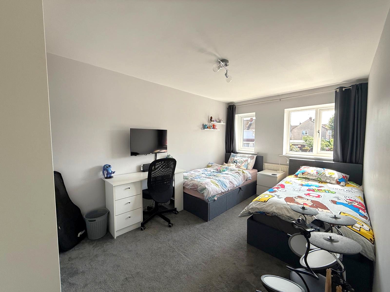 Canterbury Road, Kidderminster, DY11