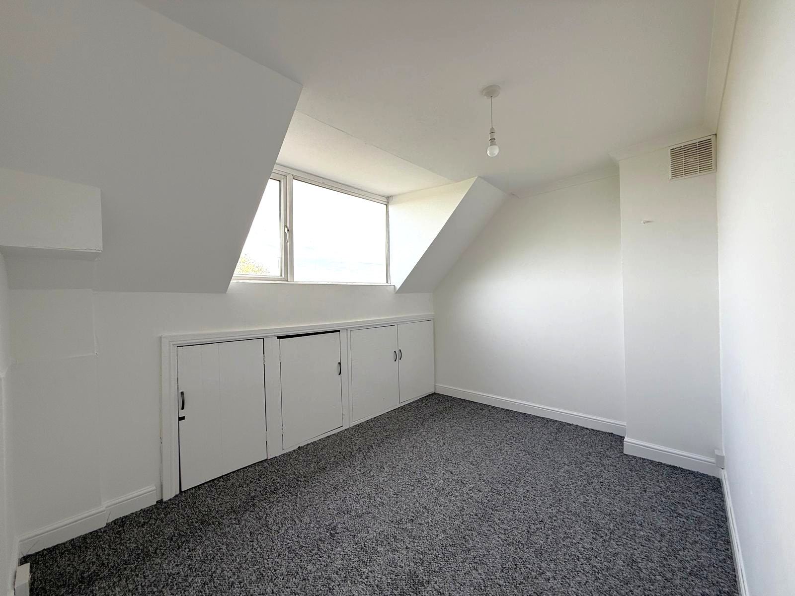 Bath Road, Stourbridge, DY8