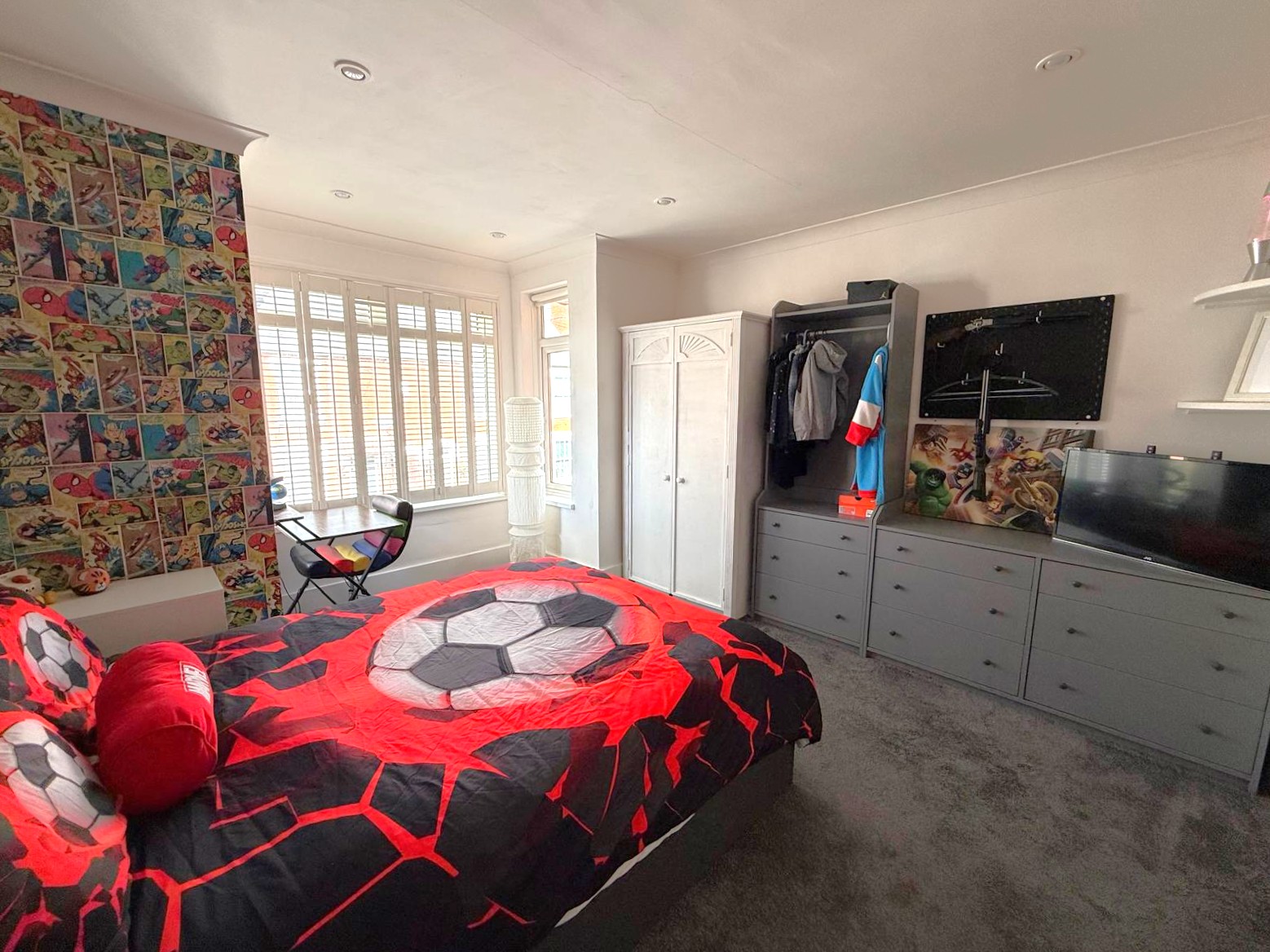 Cherry Peak, St Georges Terrace, Kidderminster, DY10