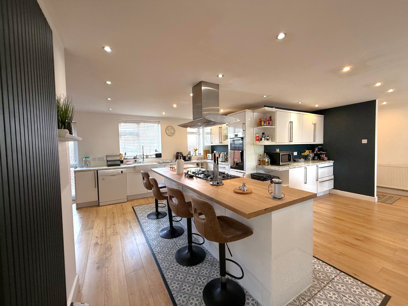 Cherry Peak, St Georges Terrace, Kidderminster, DY10