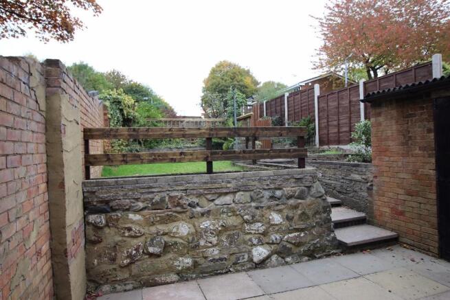 Old Bridge Walk, Rowley Regis, B65