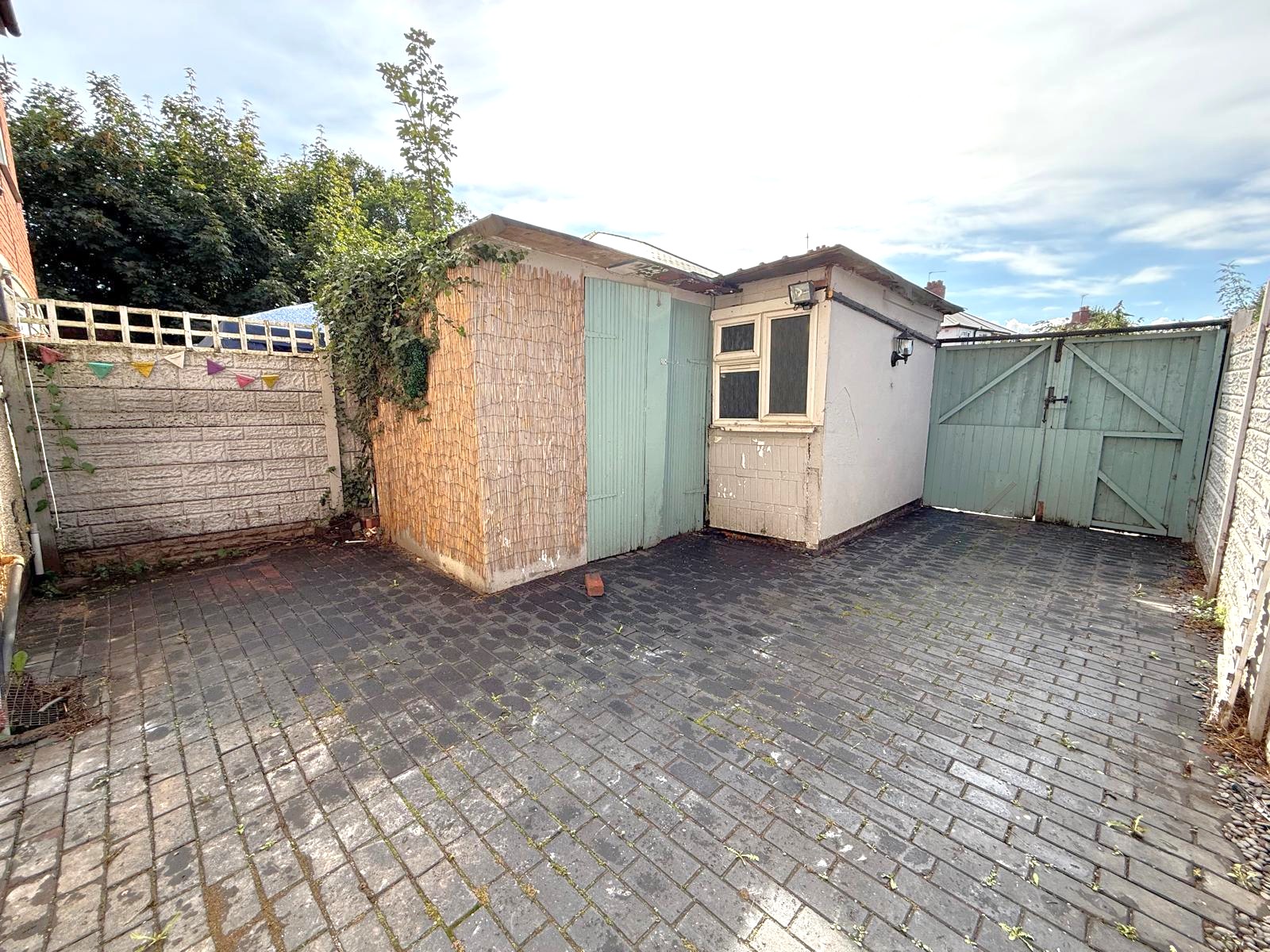 Bath Road, Stourbridge, DY8