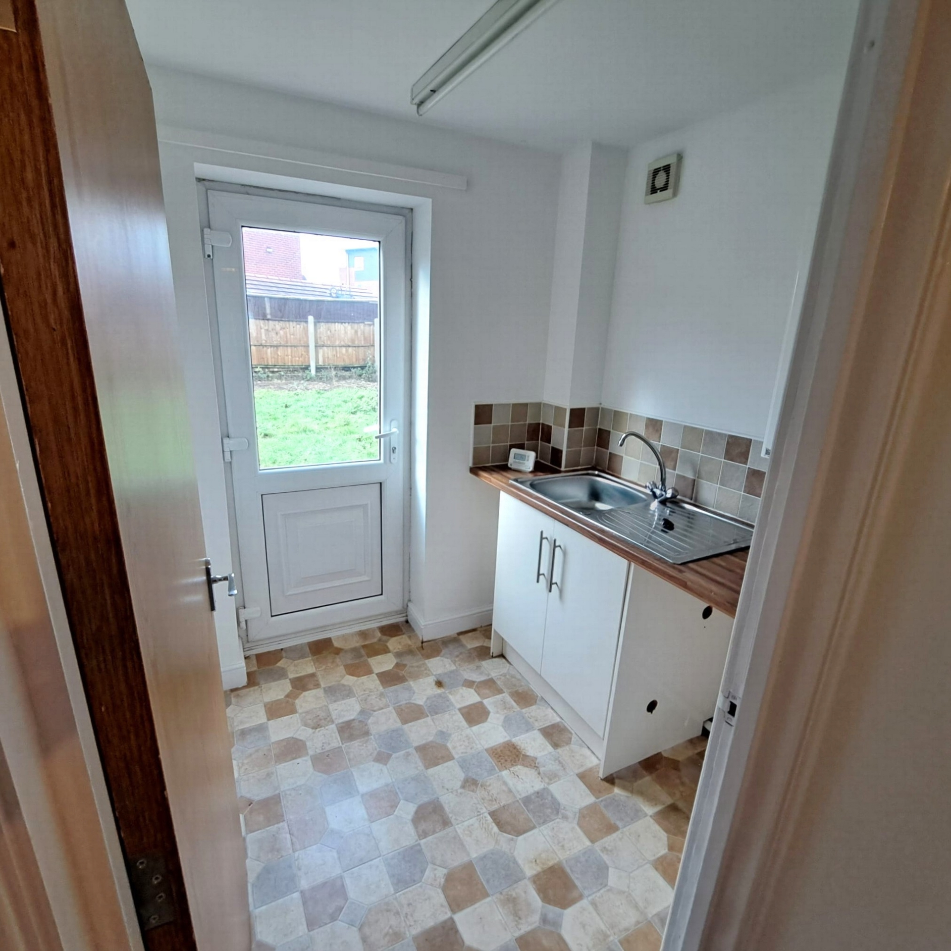 Tamebrook Way, Tipton, DY4