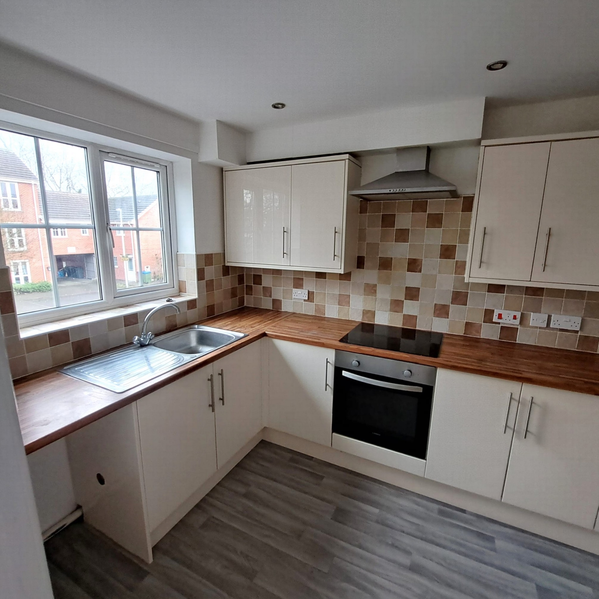 Tamebrook Way, Tipton, DY4