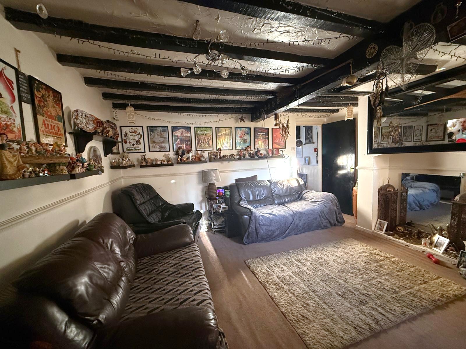 Hurcott Road, Kidderminster, DY10