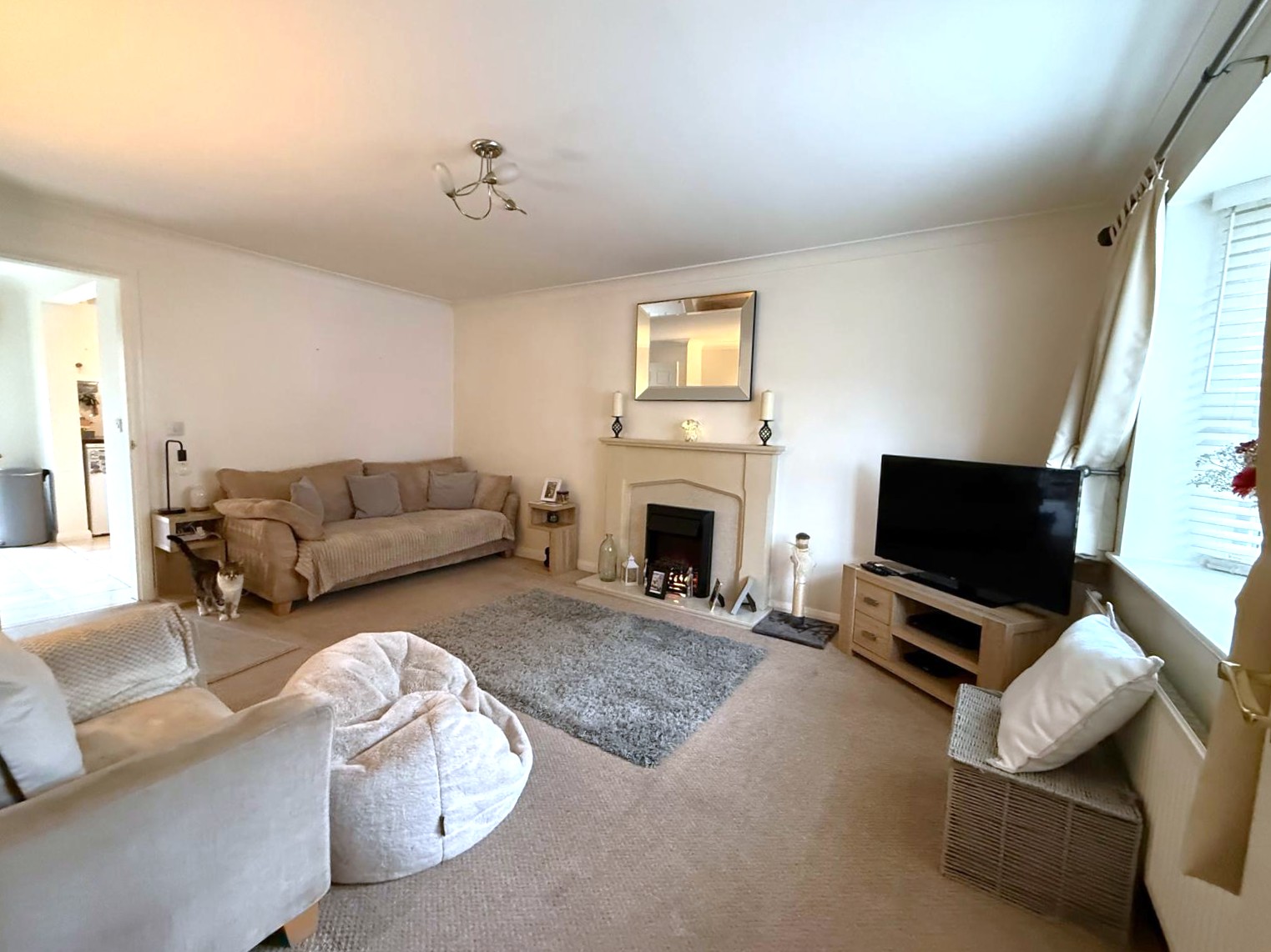 Tutors Way, Kidderminster, DY10