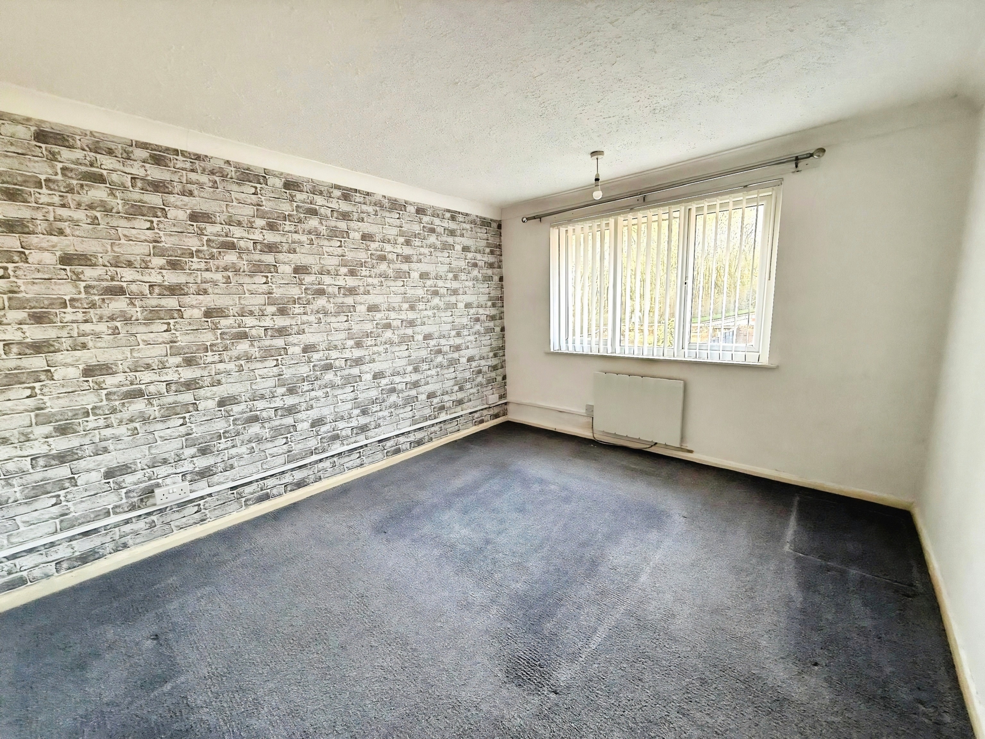 Old Bridge Walk, Rowley Regis, B65