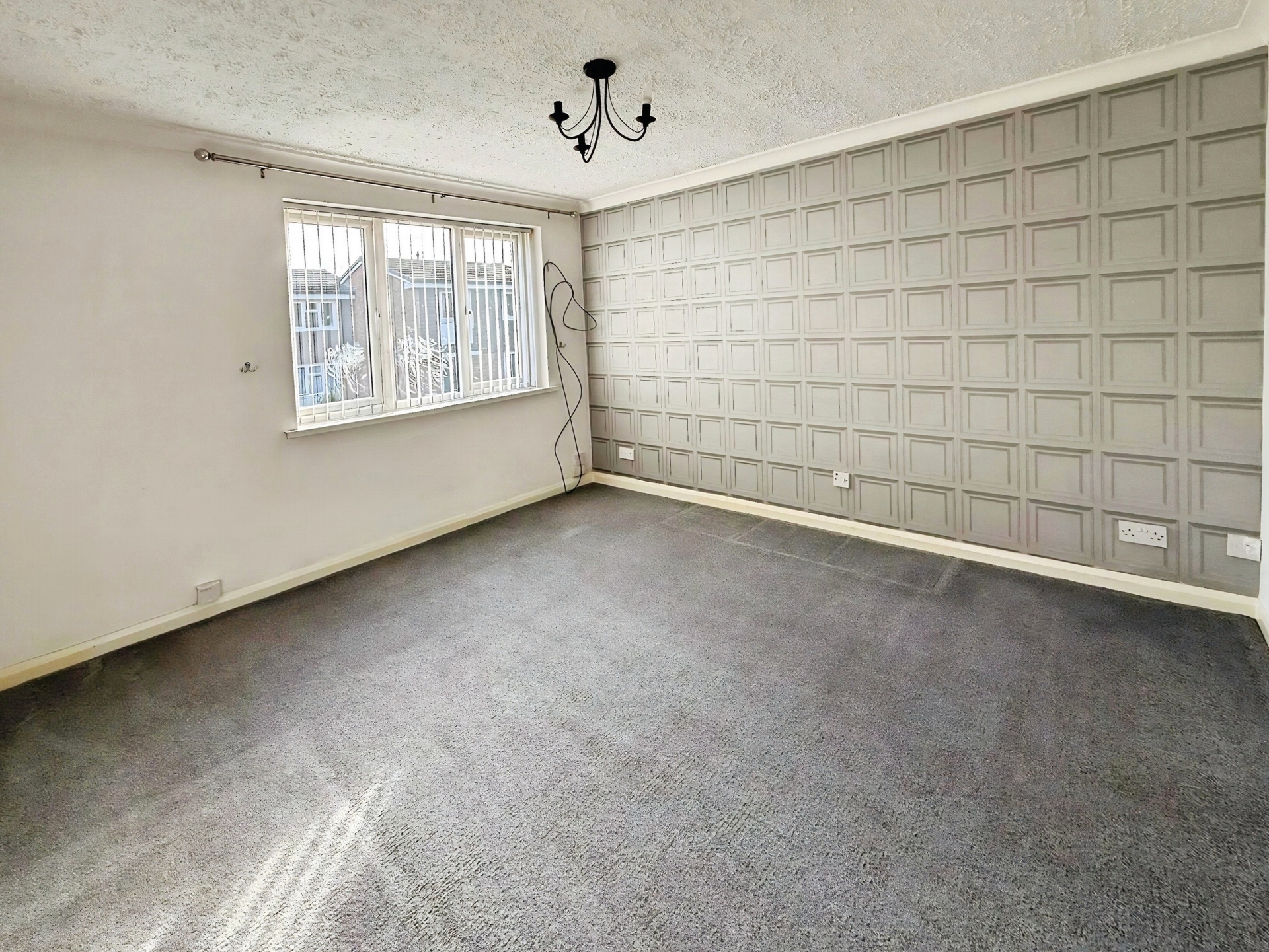 Old Bridge Walk, Rowley Regis, B65