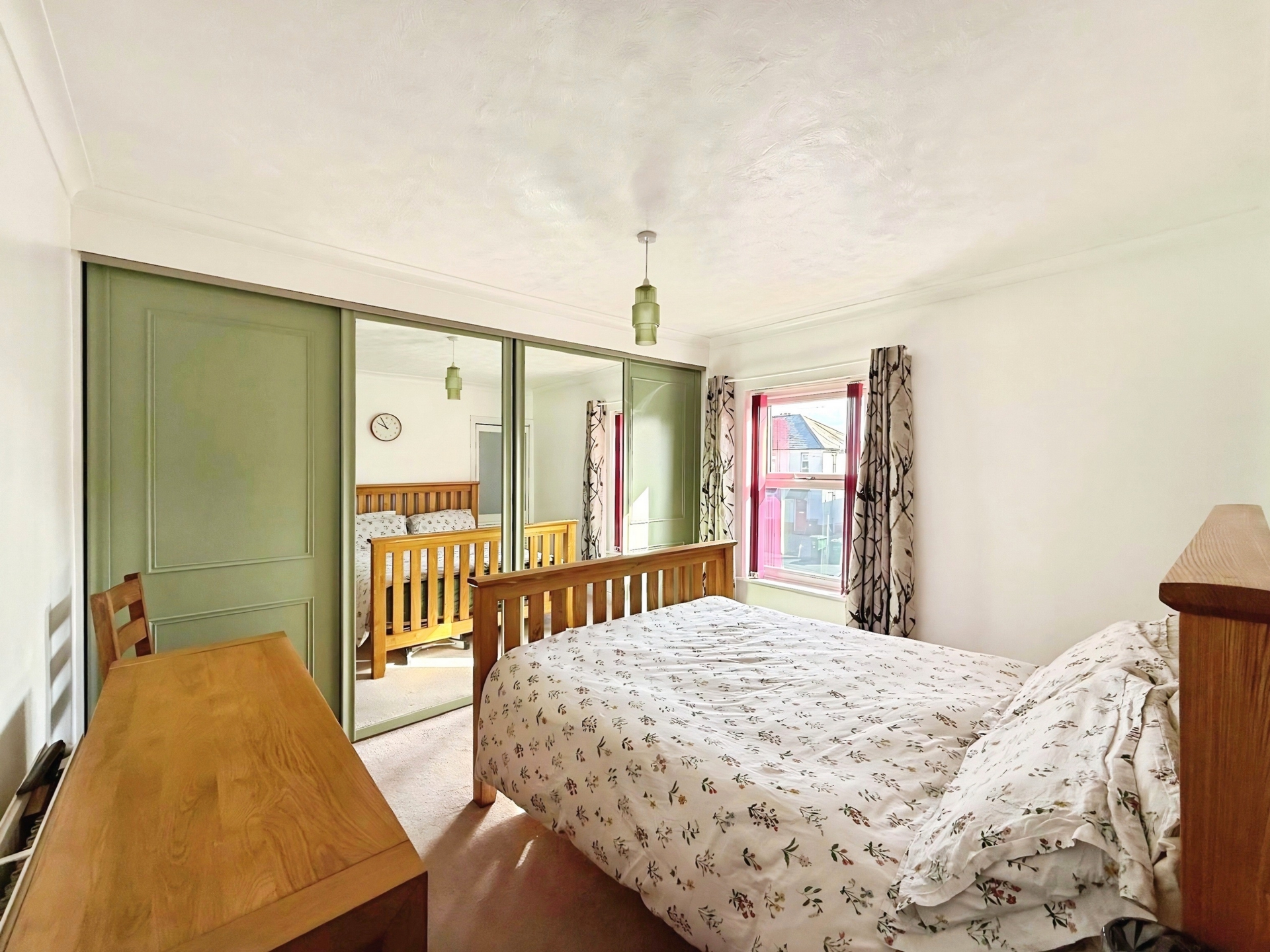 Hurcott Road, Kidderminster, DY10