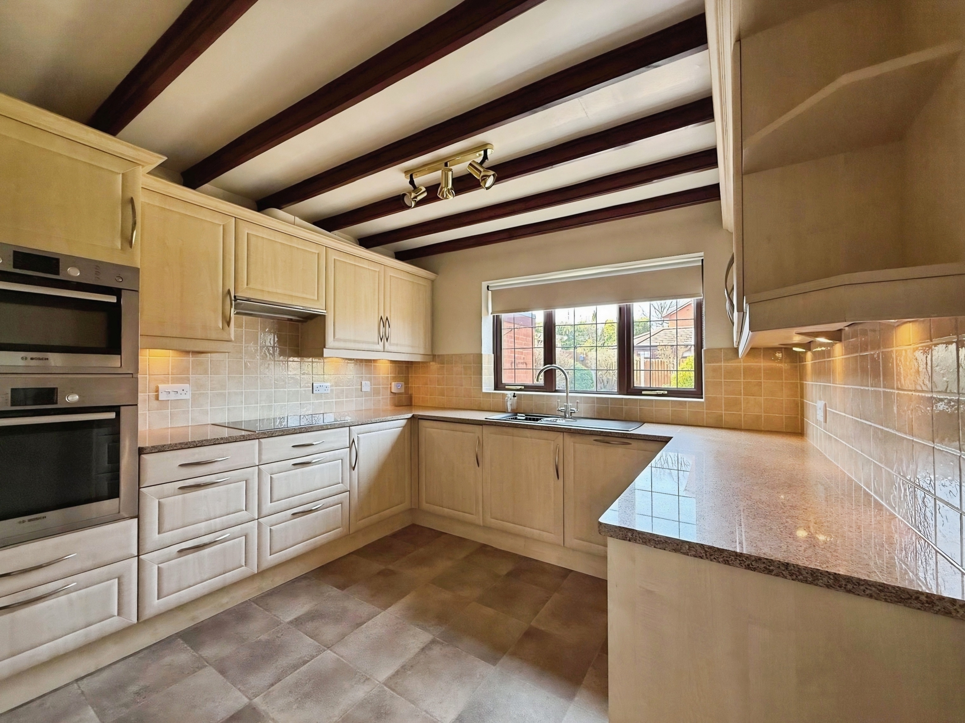 Ibis Close, Kidderminster, DY10