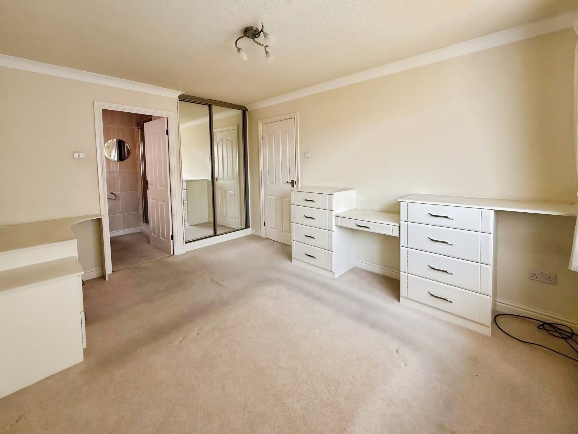 Ibis Close, Kidderminster, DY10