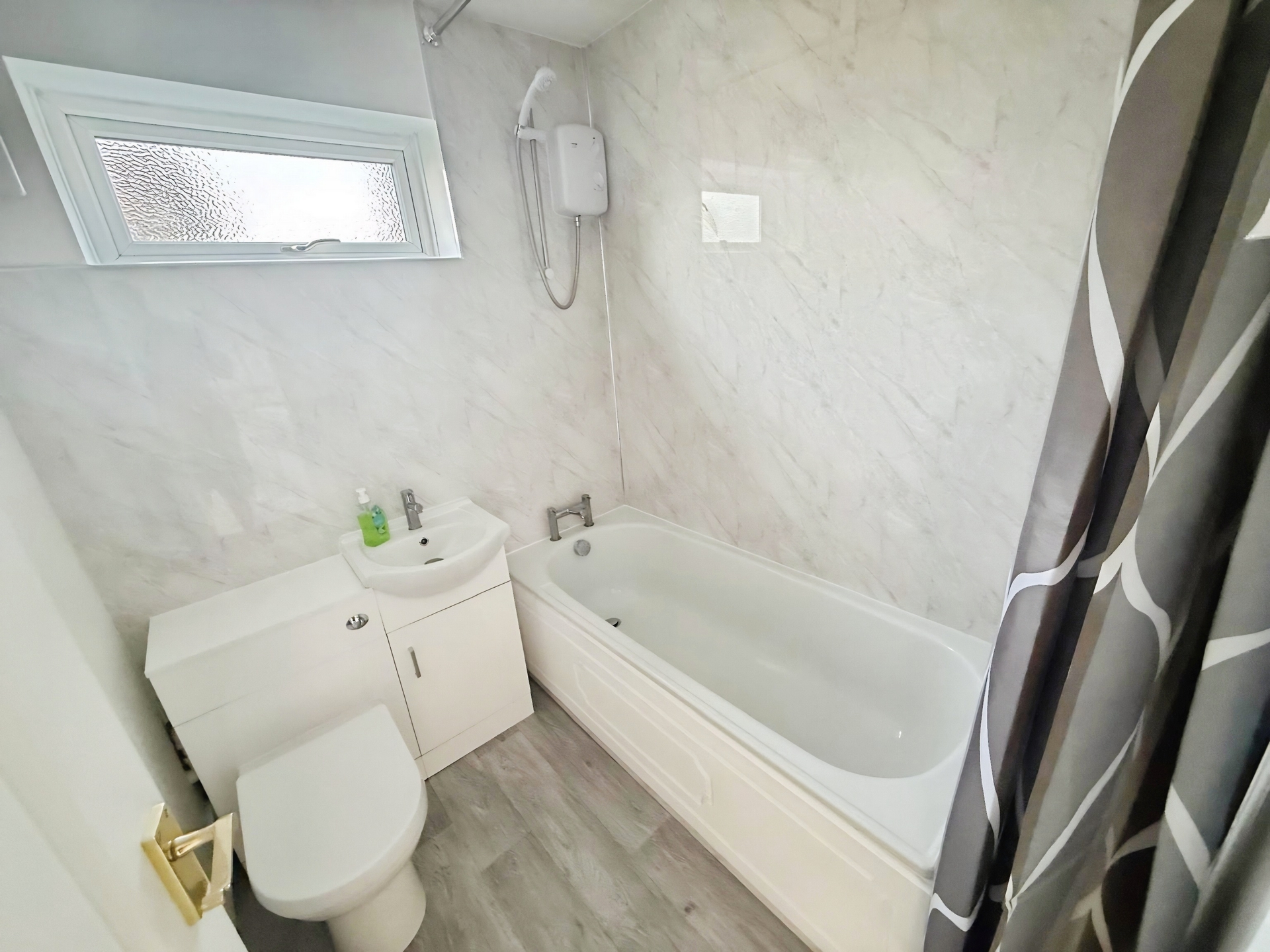 Rokewood Close, Kingswinford, DY6