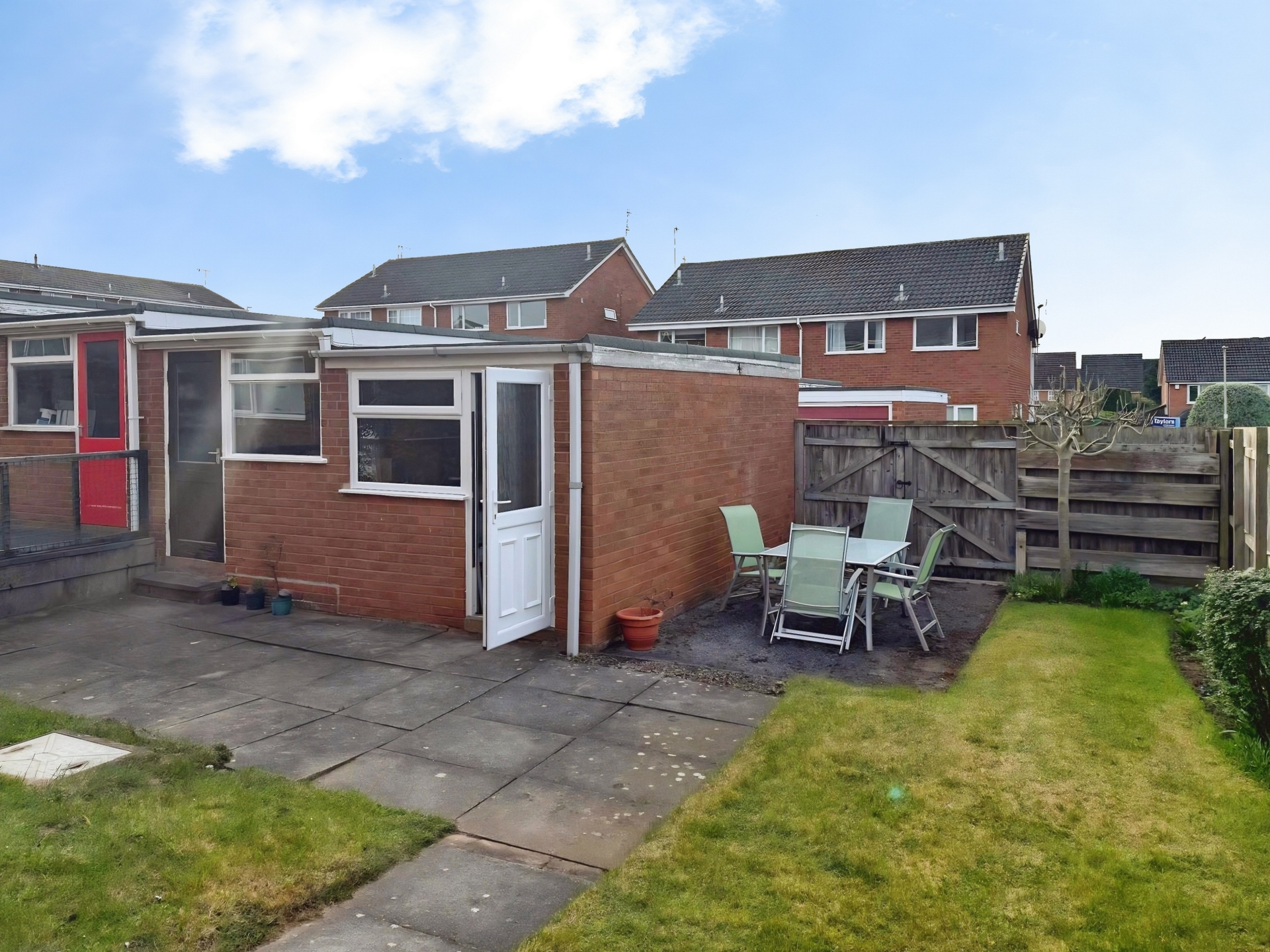 Rokewood Close, Kingswinford, DY6