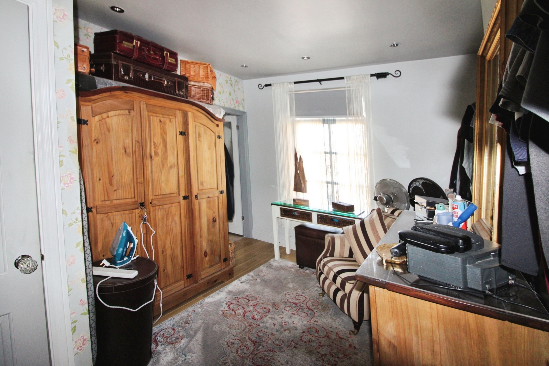 High Street, Quinton, B32