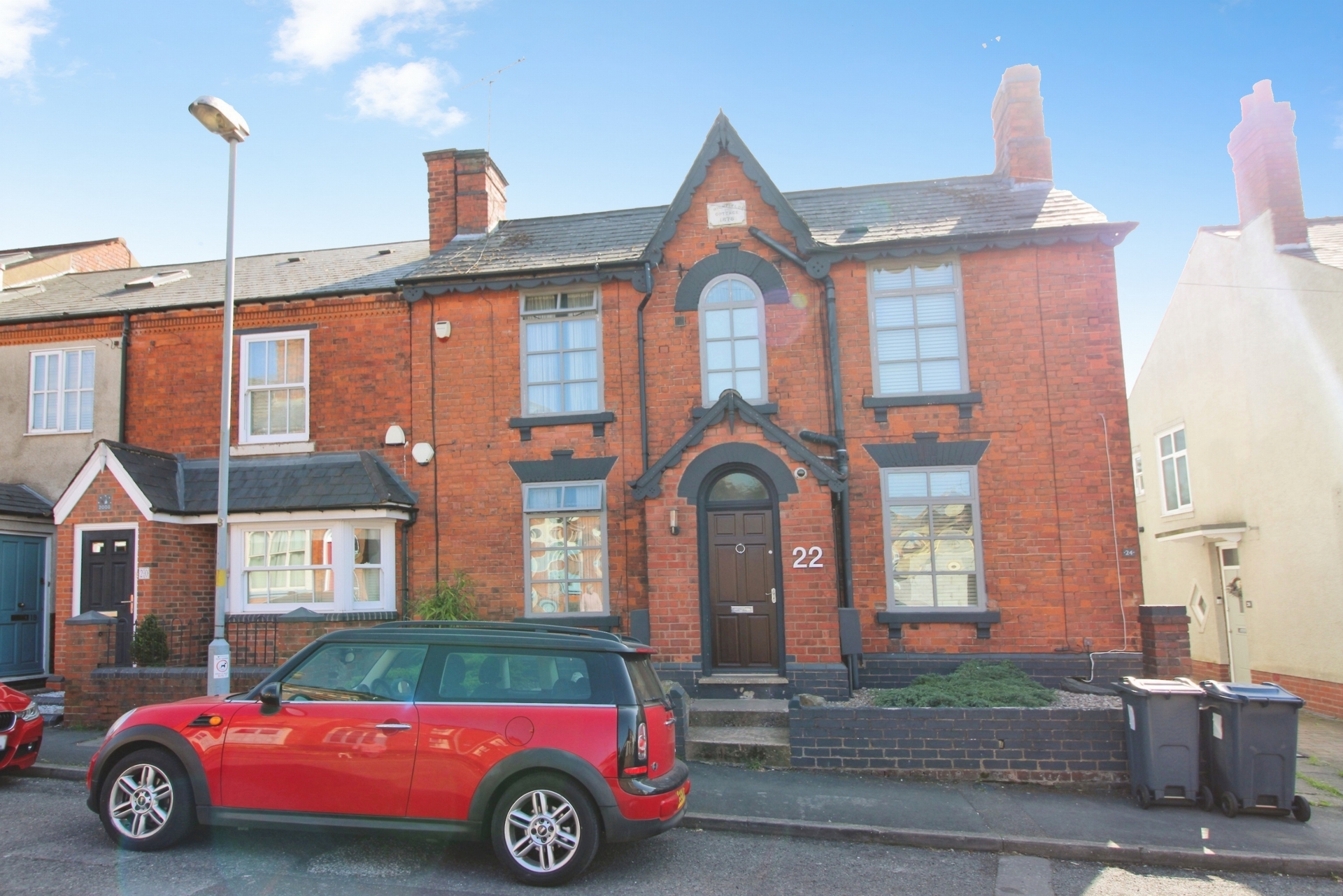 High Street, Quinton, B32