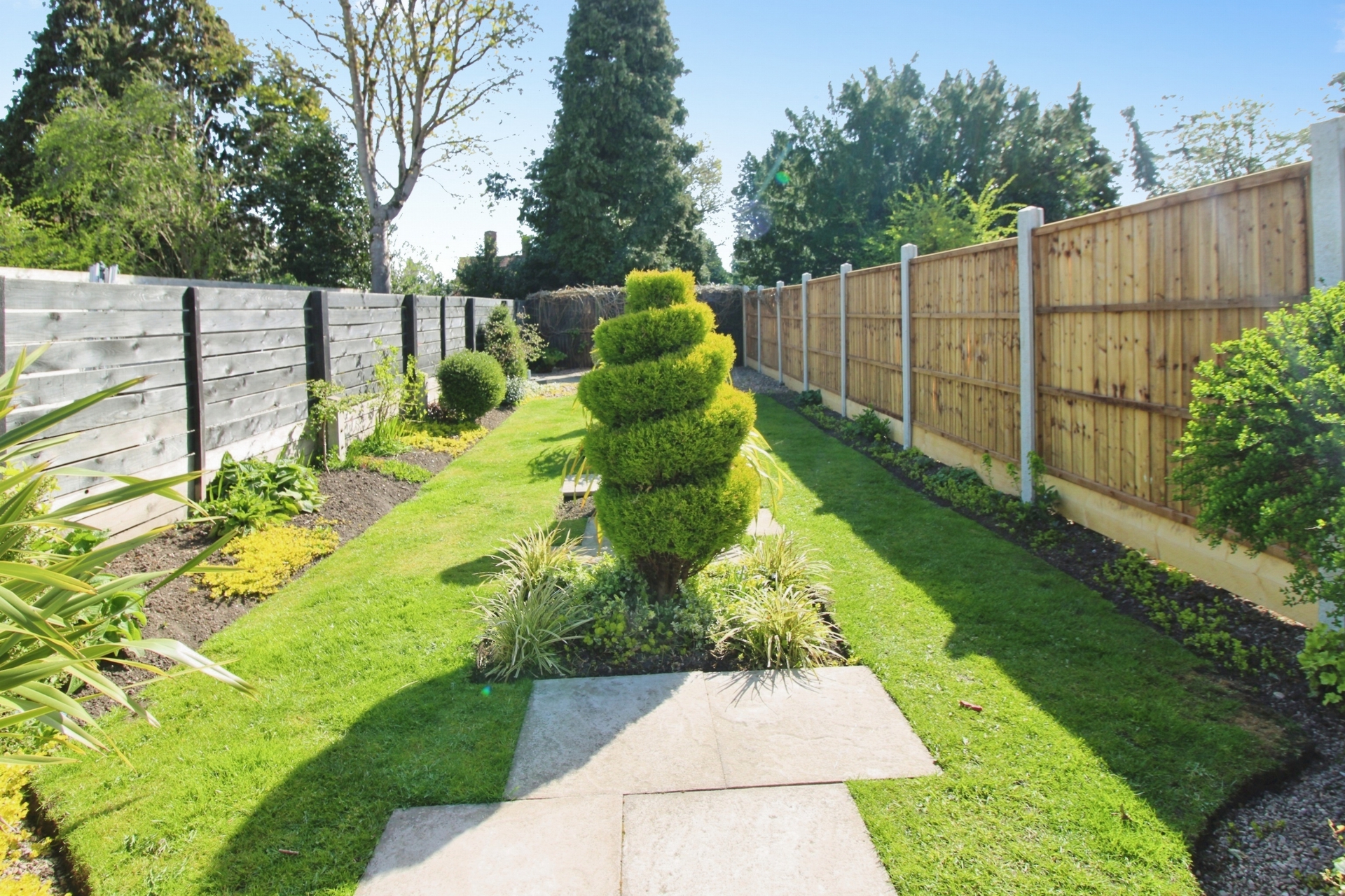 High Street, Quinton, B32