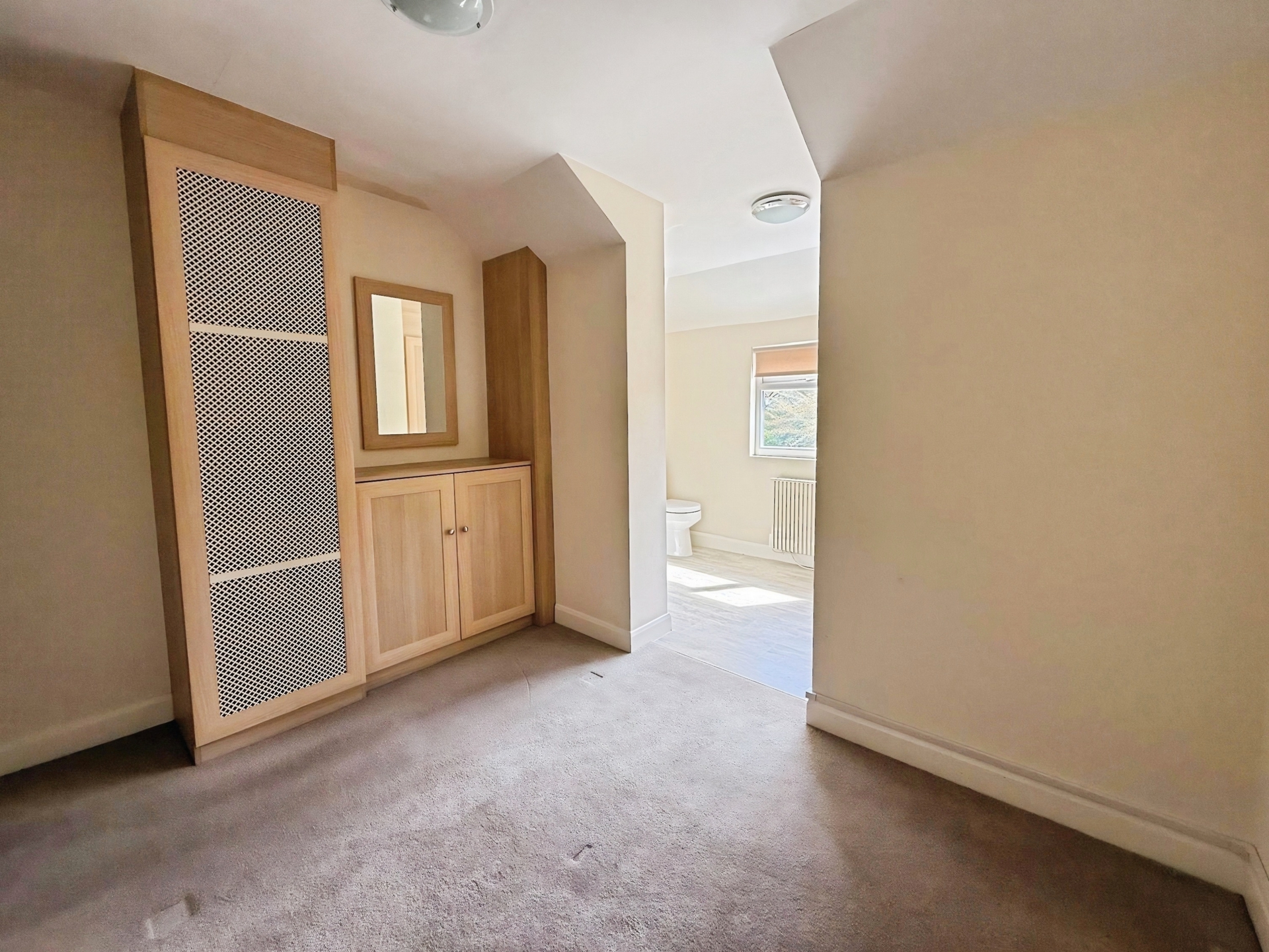 Aggborough Crescent, Kidderminster, DY10