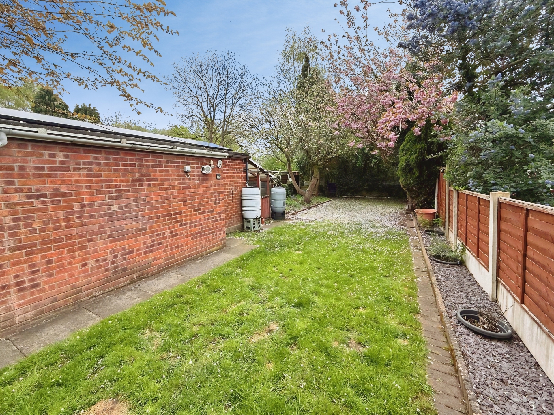 Aggborough Crescent, Kidderminster, DY10