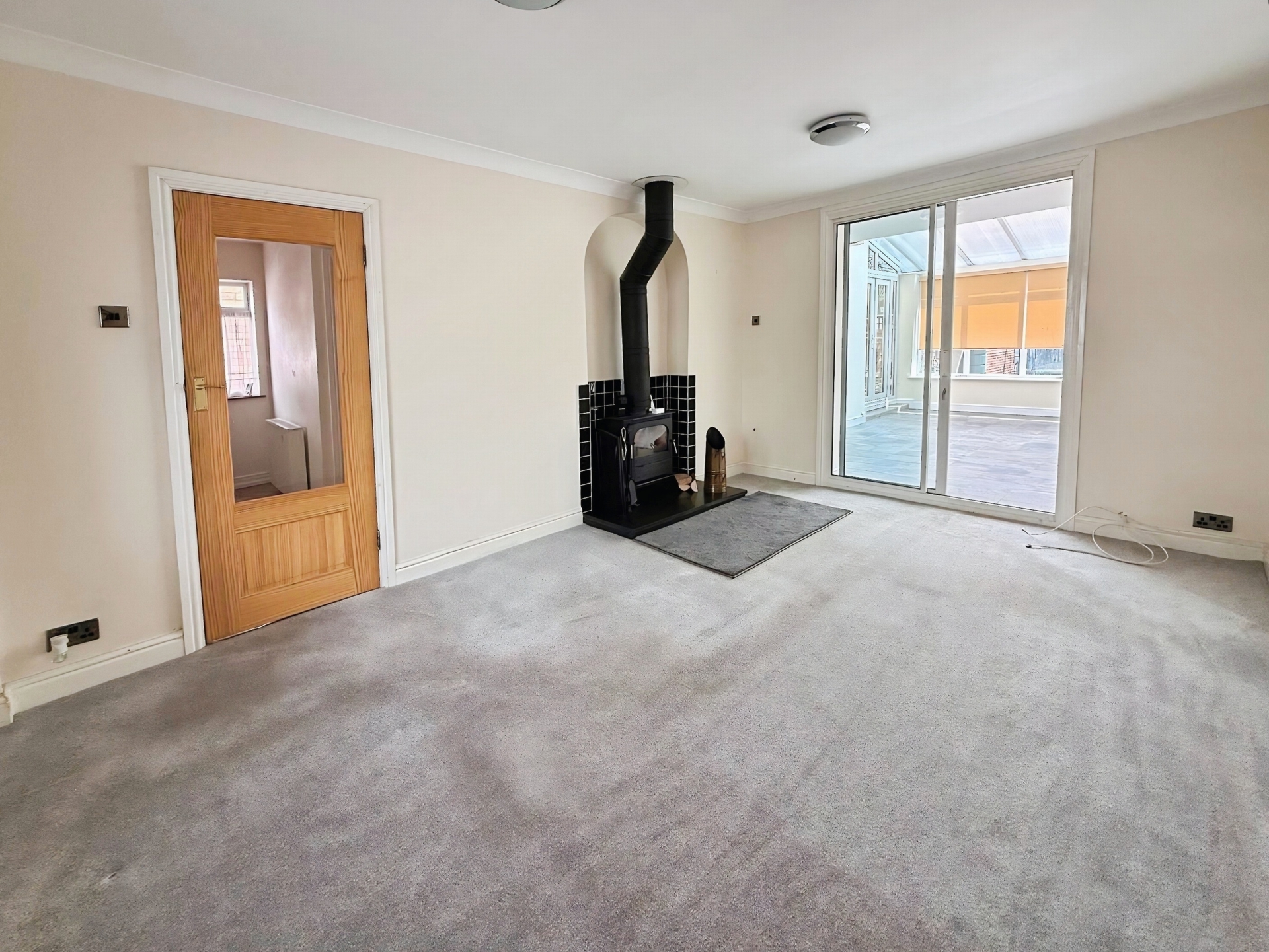 Aggborough Crescent, Kidderminster, DY10