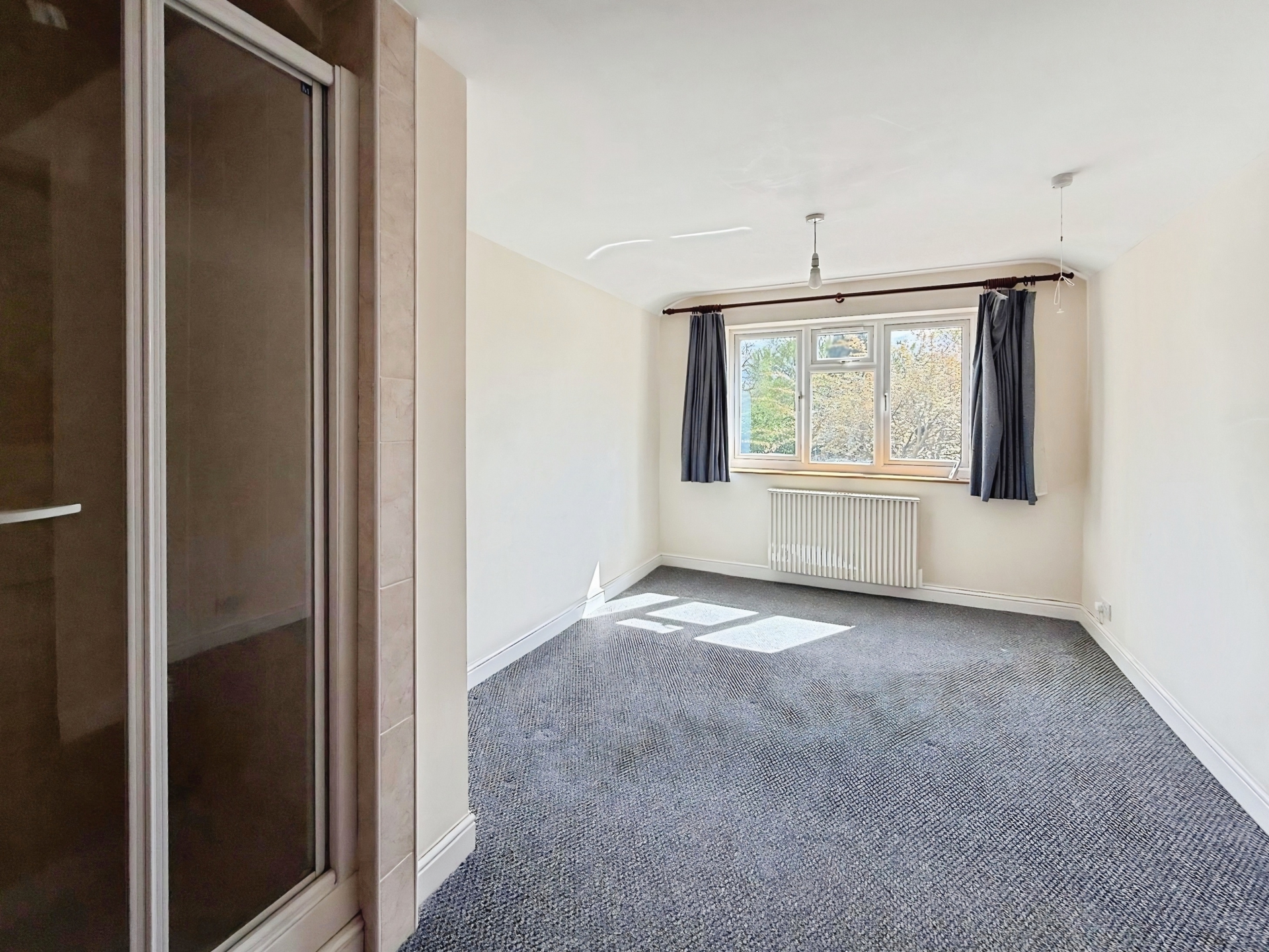 Aggborough Crescent, Kidderminster, DY10