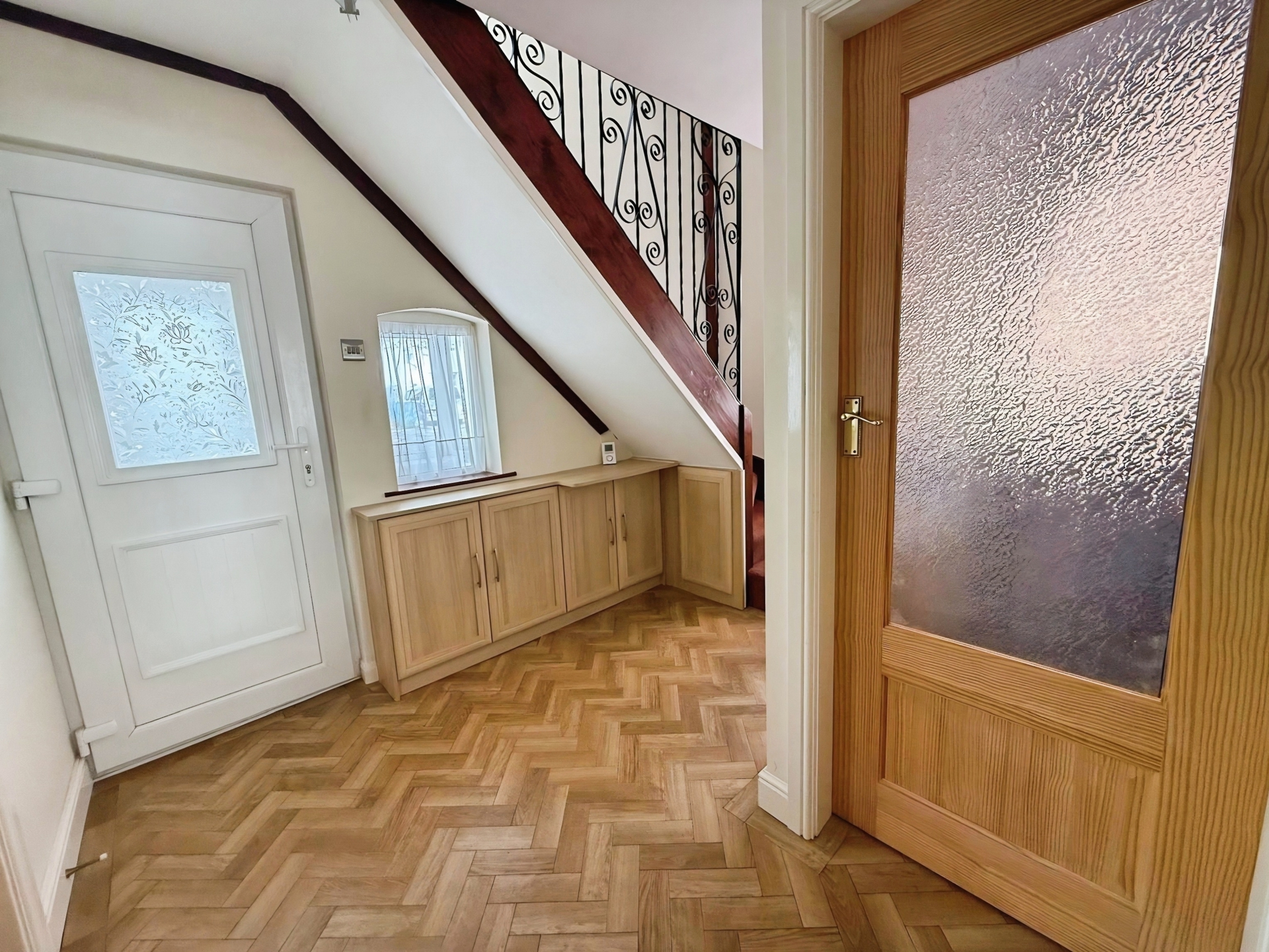 Aggborough Crescent, Kidderminster, DY10