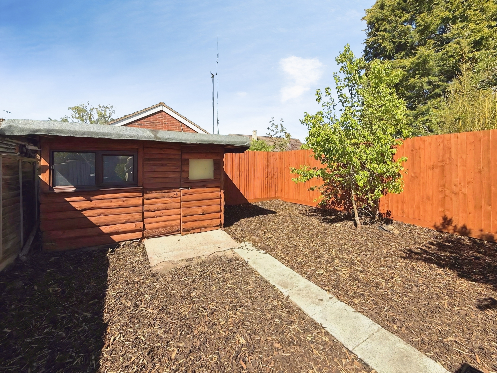 Sion Avenue, Kidderminster, DY10