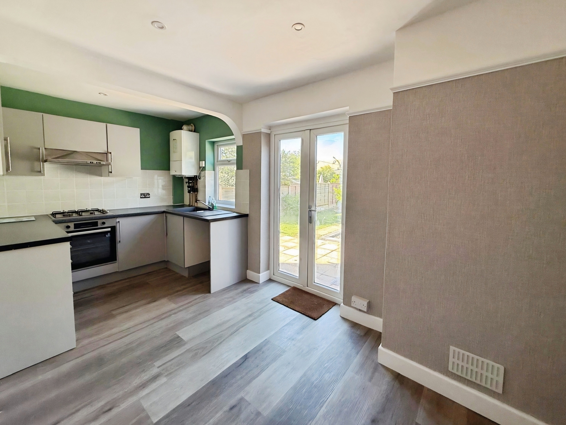 Sion Avenue, Kidderminster, DY10