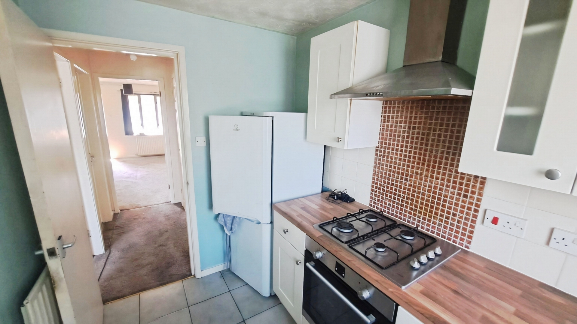 Throne Road, Rowley Regis, B65
