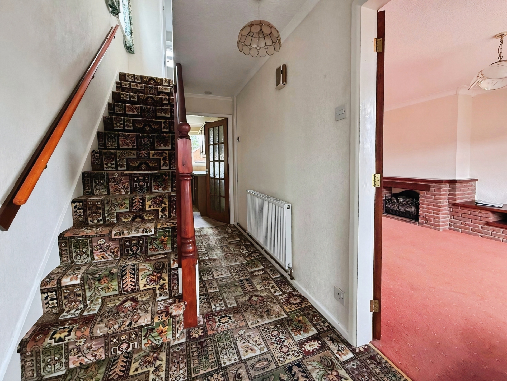 Crestwood Avenue, Kidderminster, DY11