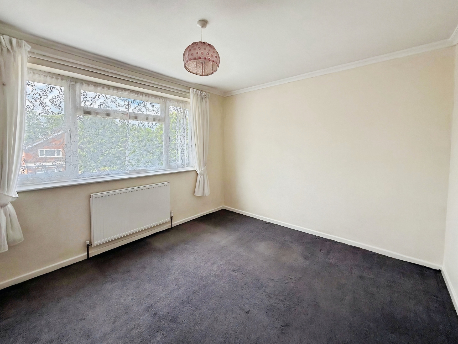 Crestwood Avenue, Kidderminster, DY11