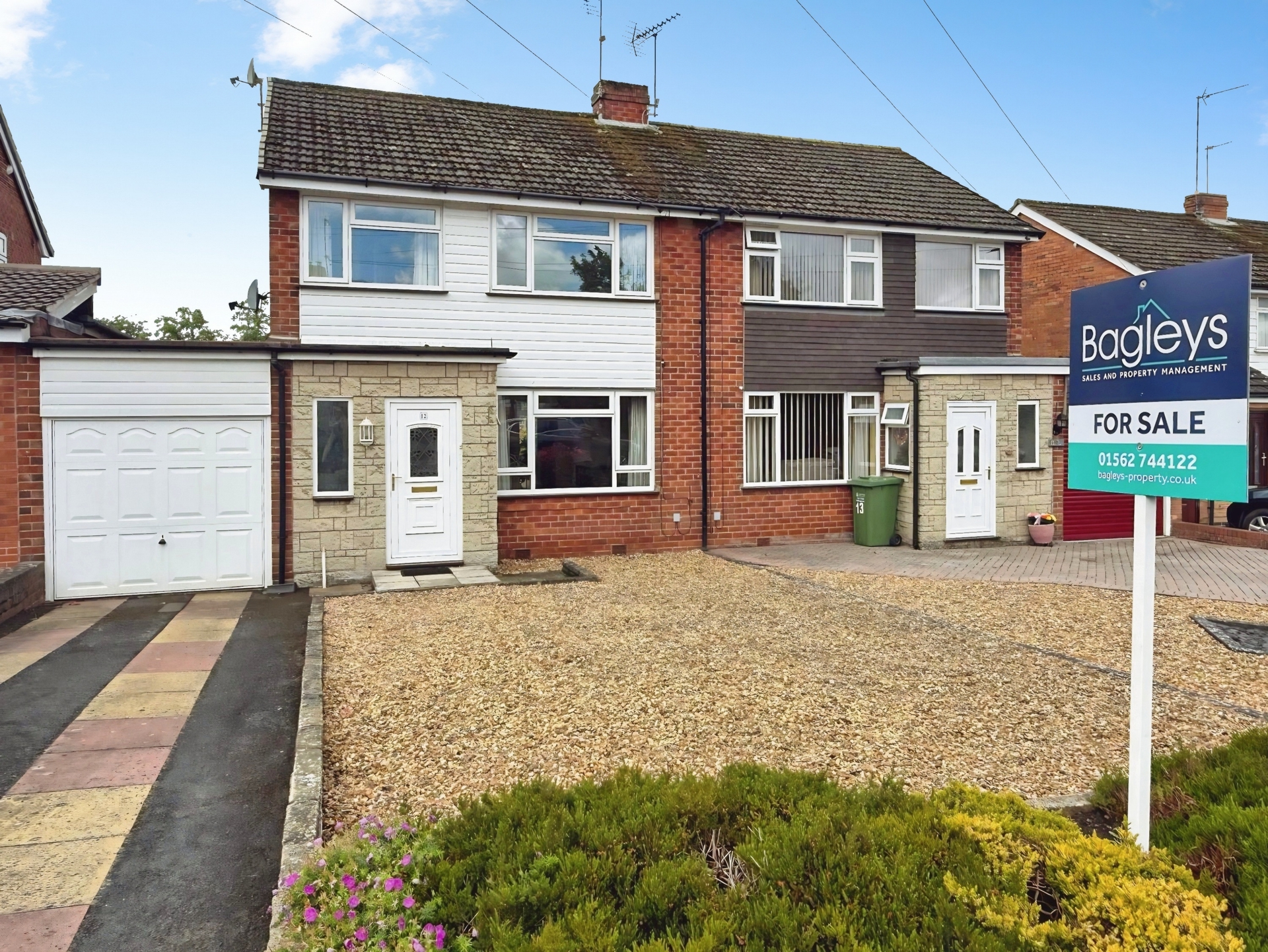 Crestwood Avenue, Kidderminster, DY11