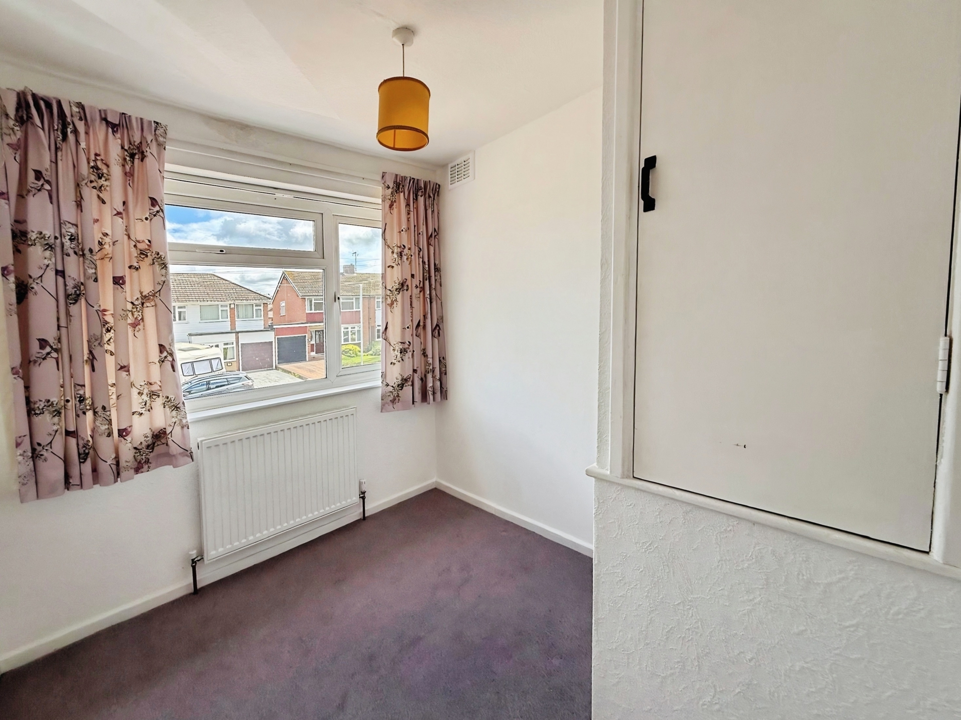 Crestwood Avenue, Kidderminster, DY11