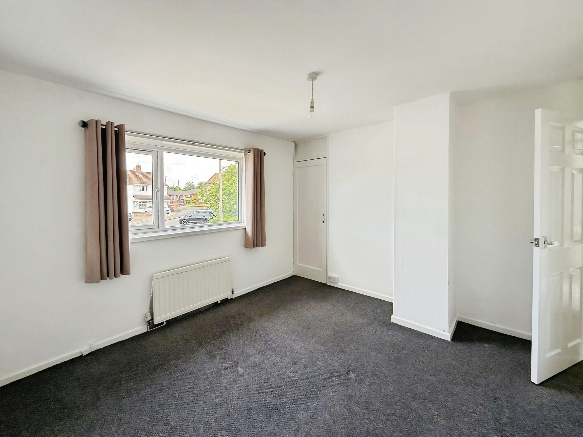 Broom Crescent, Kidderminster, DY10