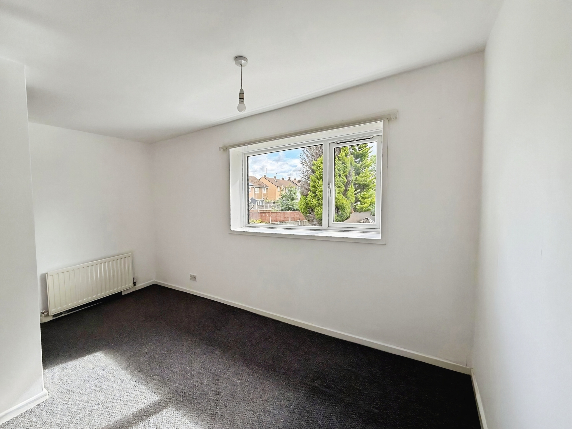Broom Crescent, Kidderminster, DY10
