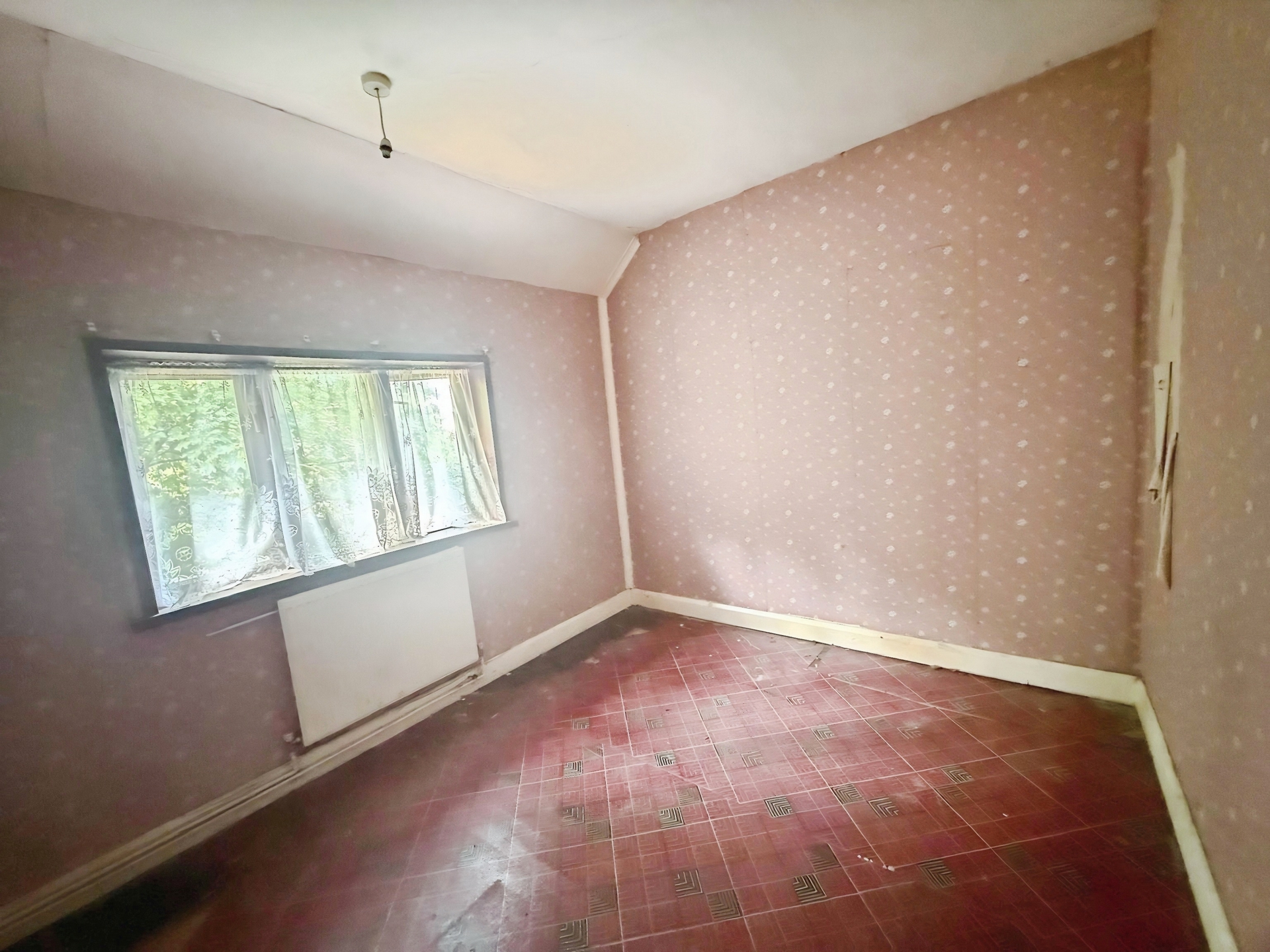 Cobham Road, Kidderminster, DY10