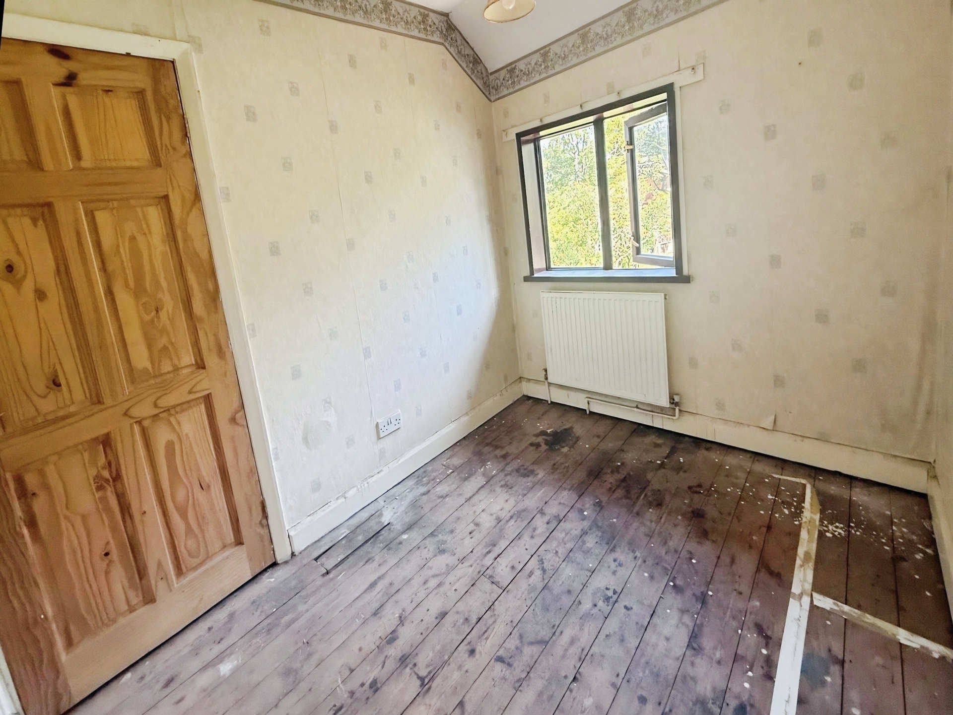 Cobham Road, Kidderminster, DY10