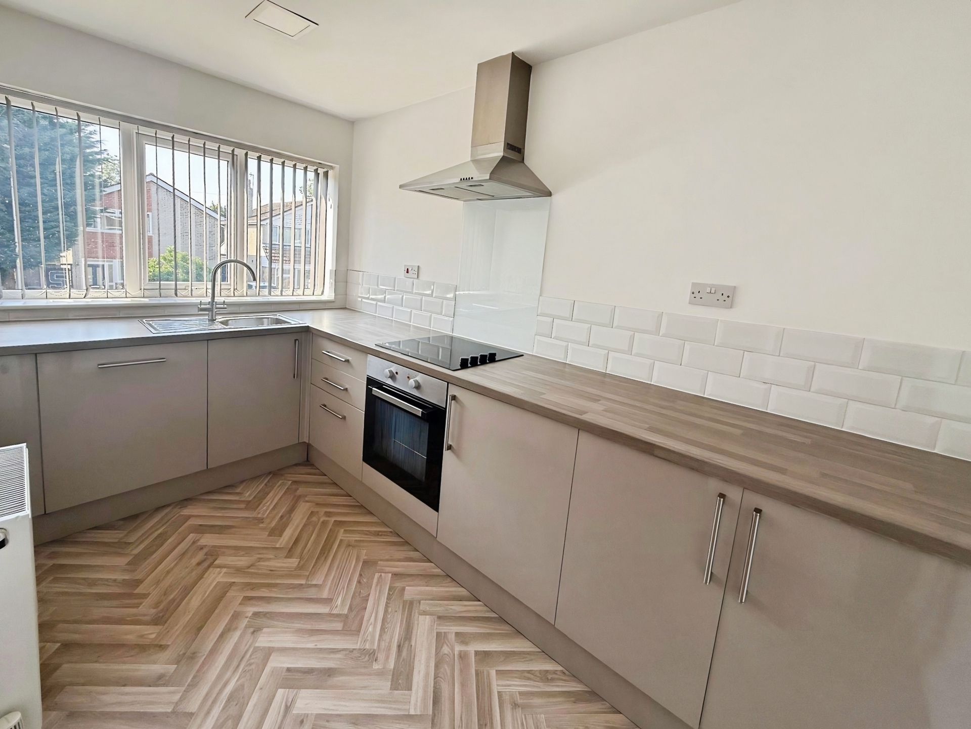 Ferndale Crescent, Kidderminster, DY11