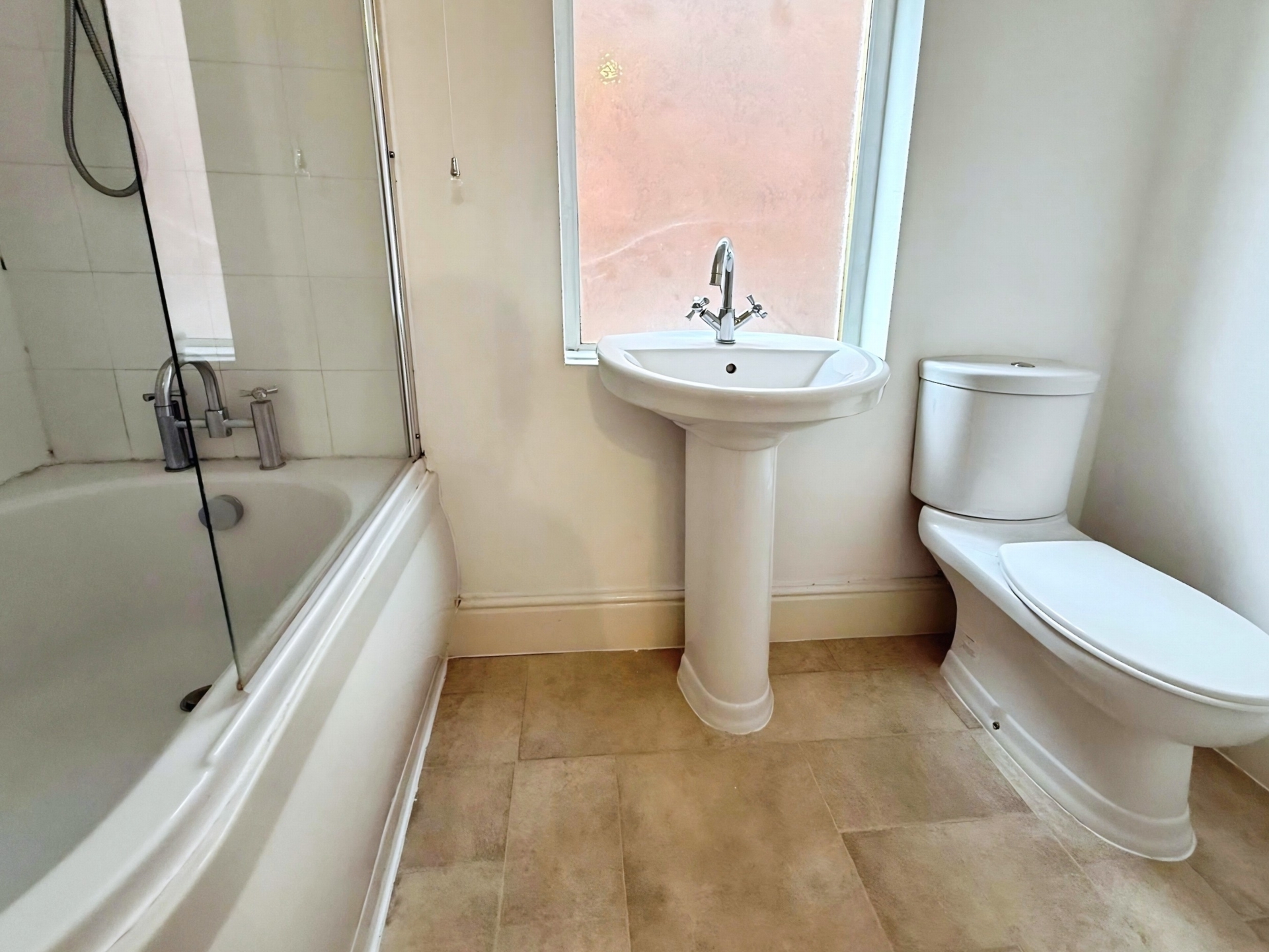 Hurcott Road, Kidderminster, DY10
