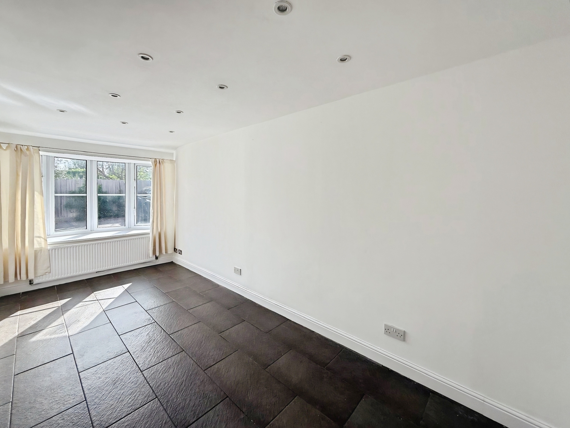Jay Park Crescent, Kidderminster, DY10