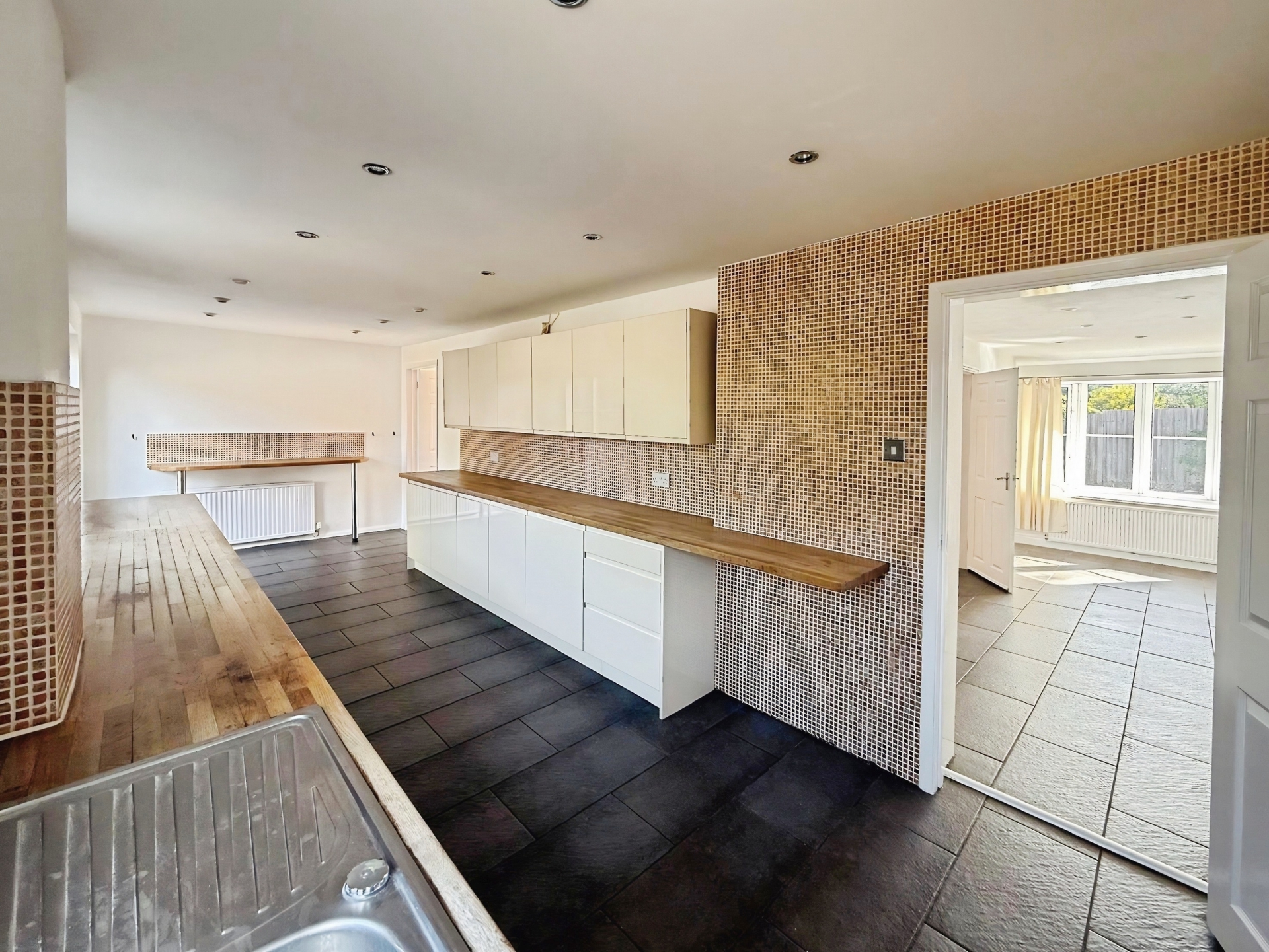 Jay Park Crescent, Kidderminster, DY10