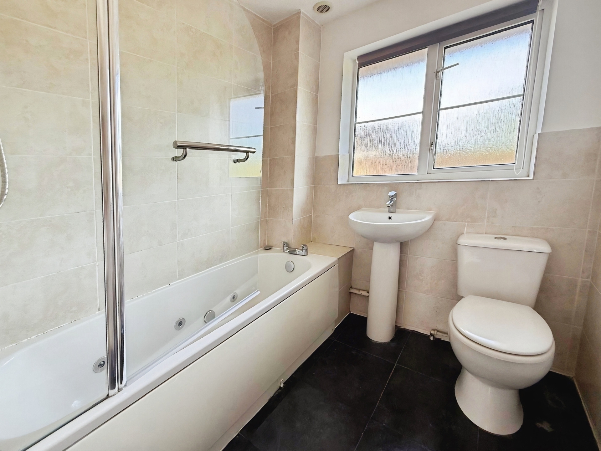 Jay Park Crescent, Kidderminster, DY10